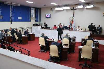 Câmara aprova legalidade da LDO de 2019