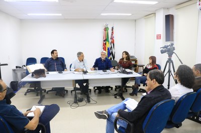 Comissão debate entrega de correspondências em Rio Preto