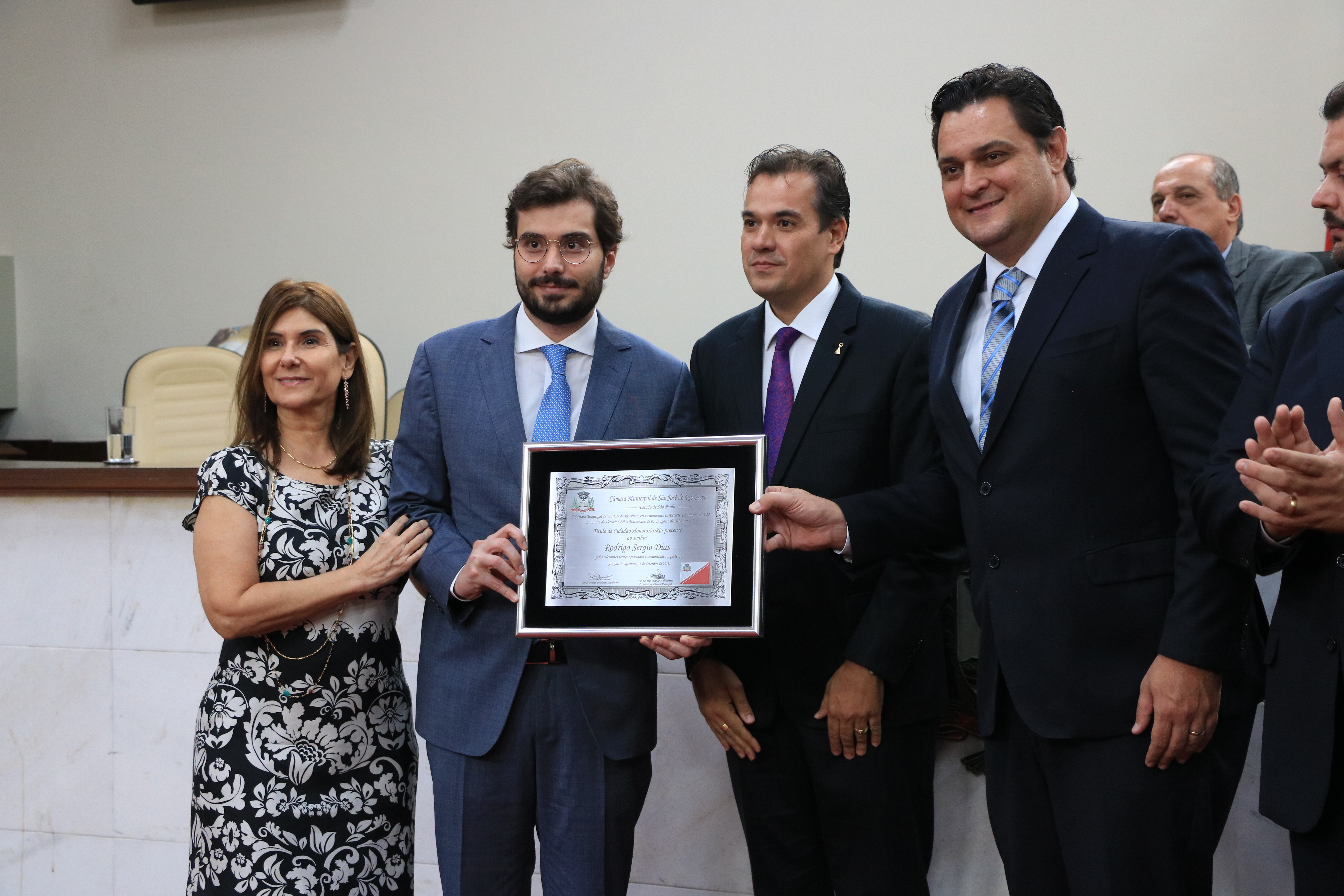 Rodrigo Sérgio Dias recebe título de Cidadão Honorário