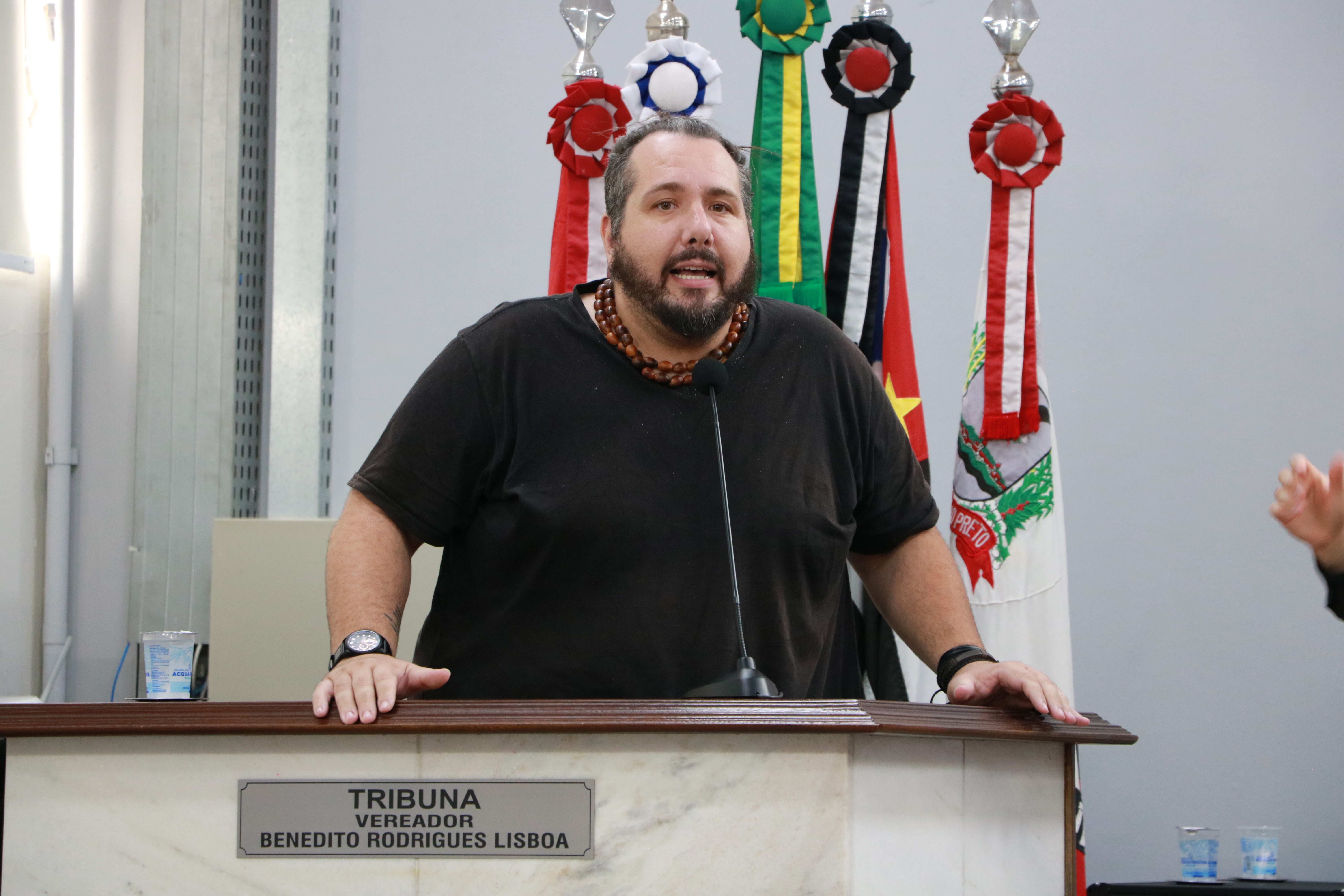 Lawrence Garcia usou a tribuna para cobrar o 1% do orçamento para a Cultura