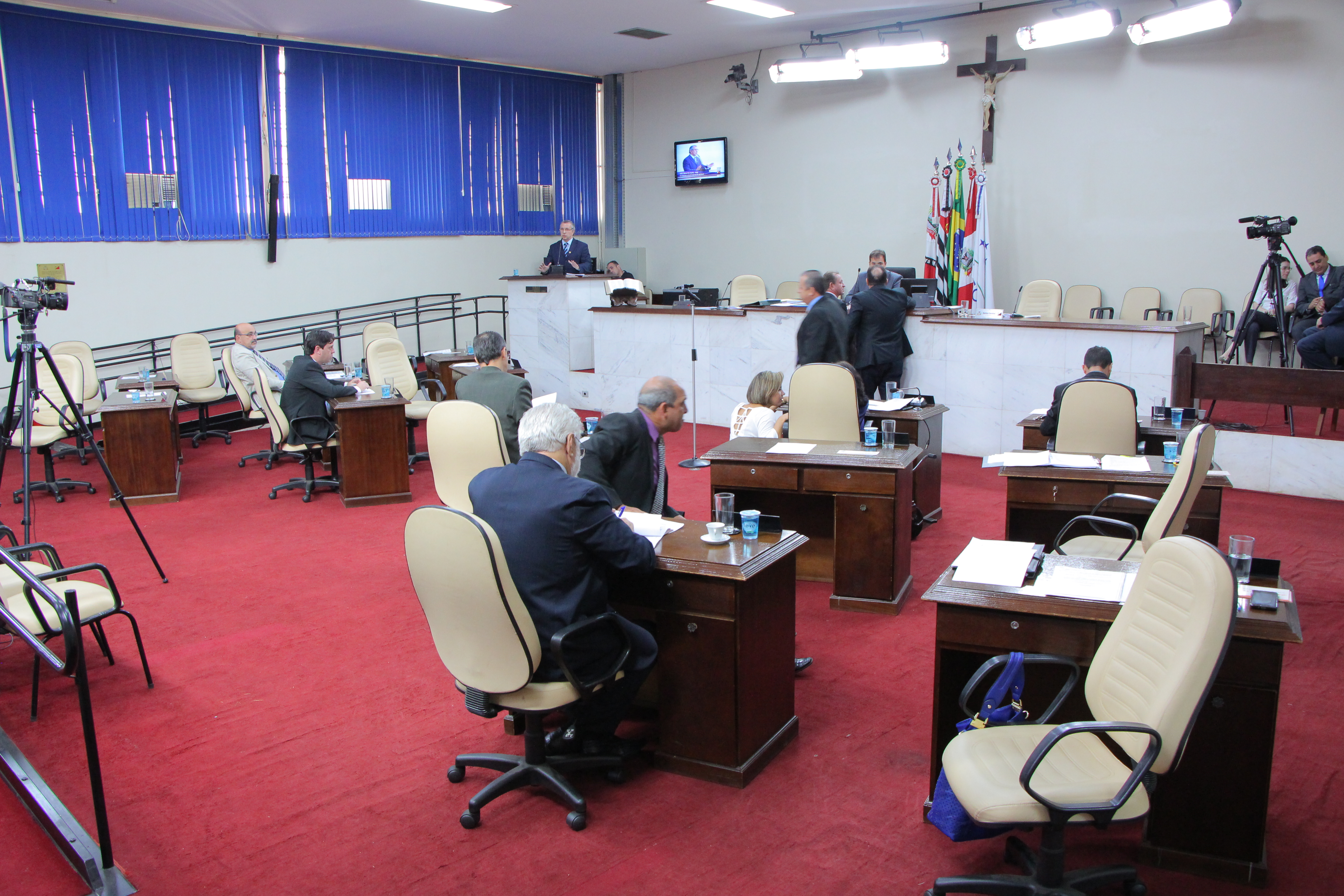 Vereadores aprovaram sete projetos de lei na sessão desta terça-feira
