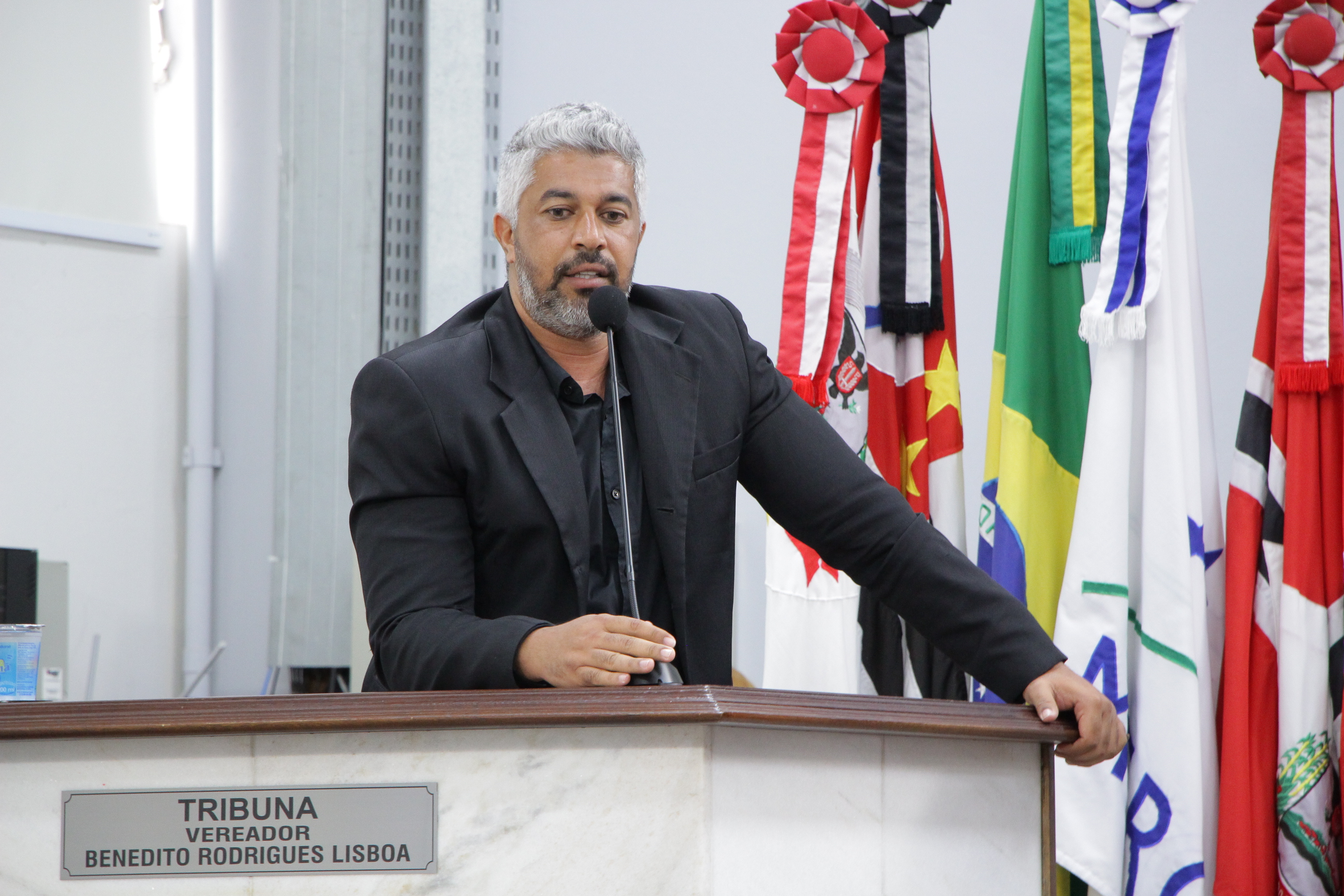 Projeto de Bruno Moura diminui prazo e aumenta multa para quem joga lixo em terreno