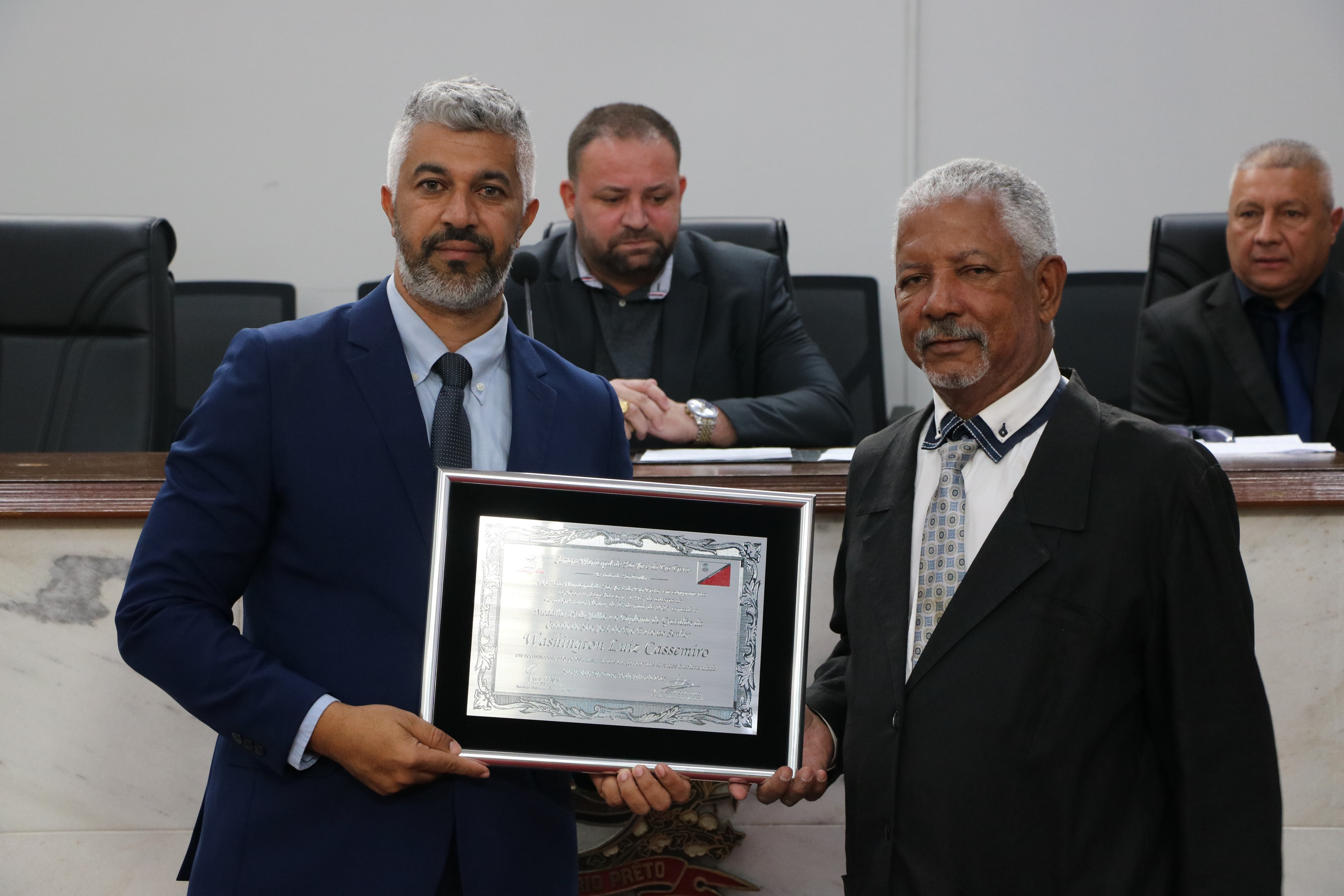 Câmara presta homenagem a Washington Cassemiro, o Tita