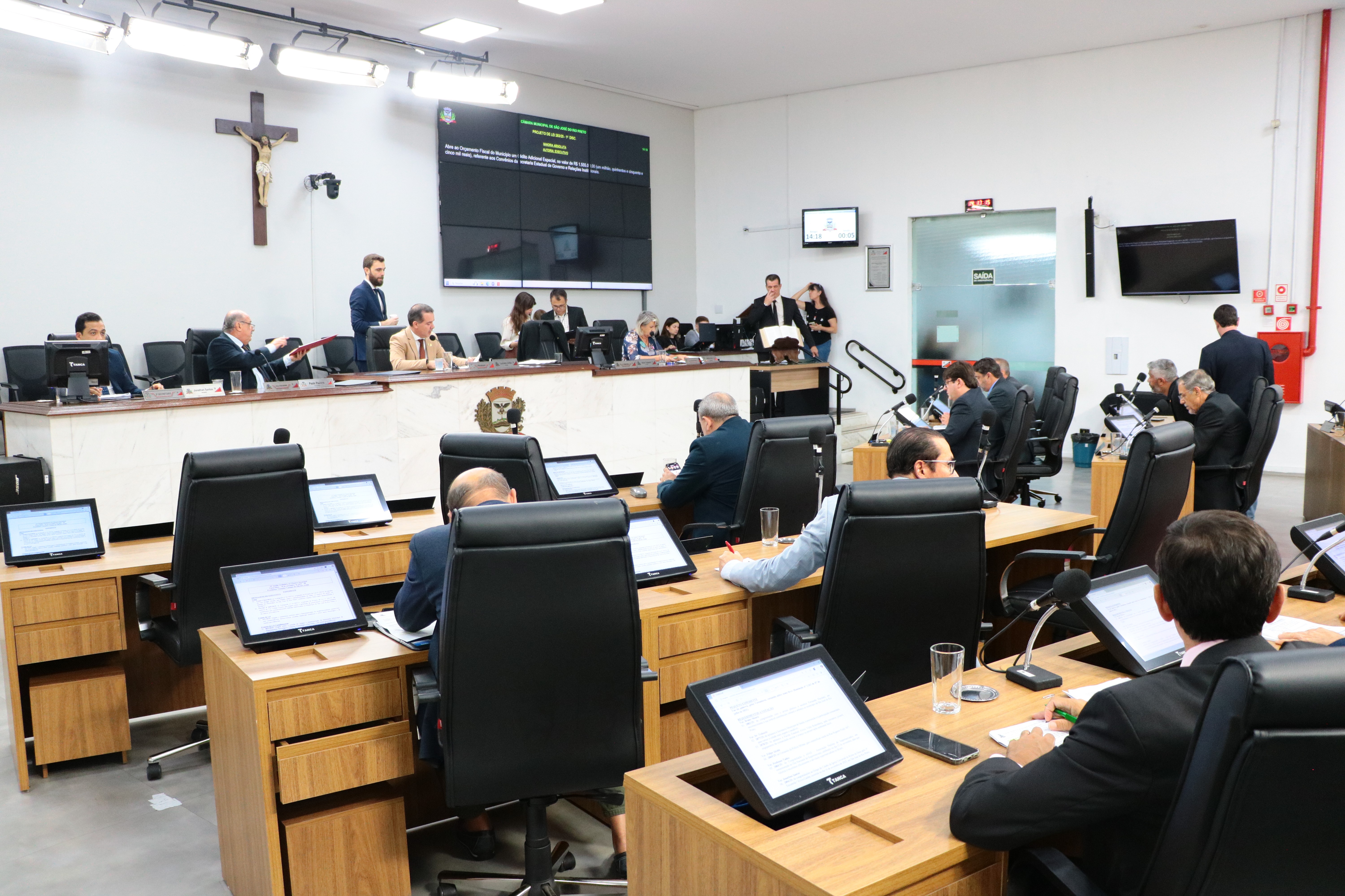 Vereadores votam Lei Orçamentária para 2026