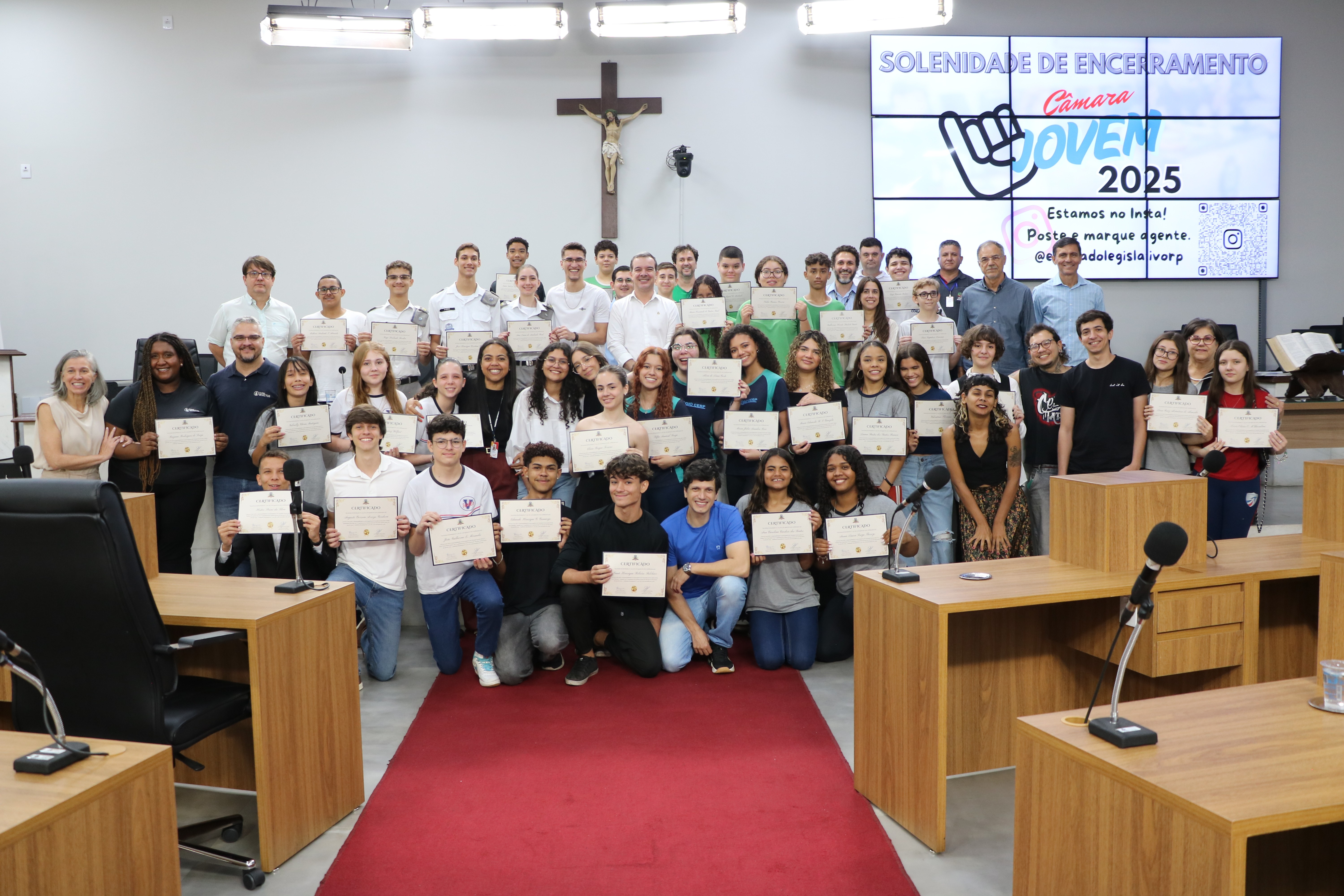 Câmara Jovem encerra legislatura 2025 com solenidade no Plenário