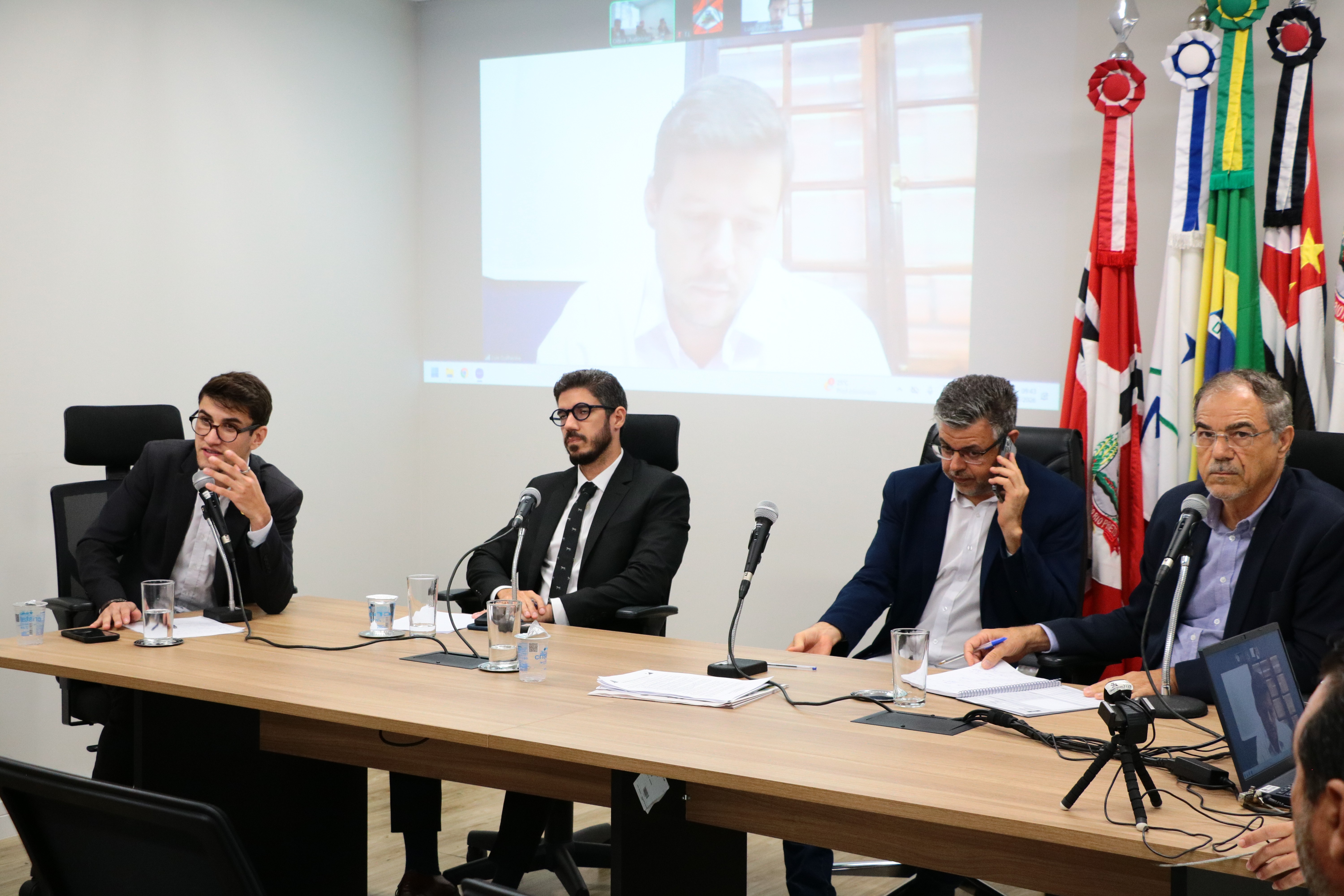 Comissão ouve ex-gerente de contrato da empresa WWS