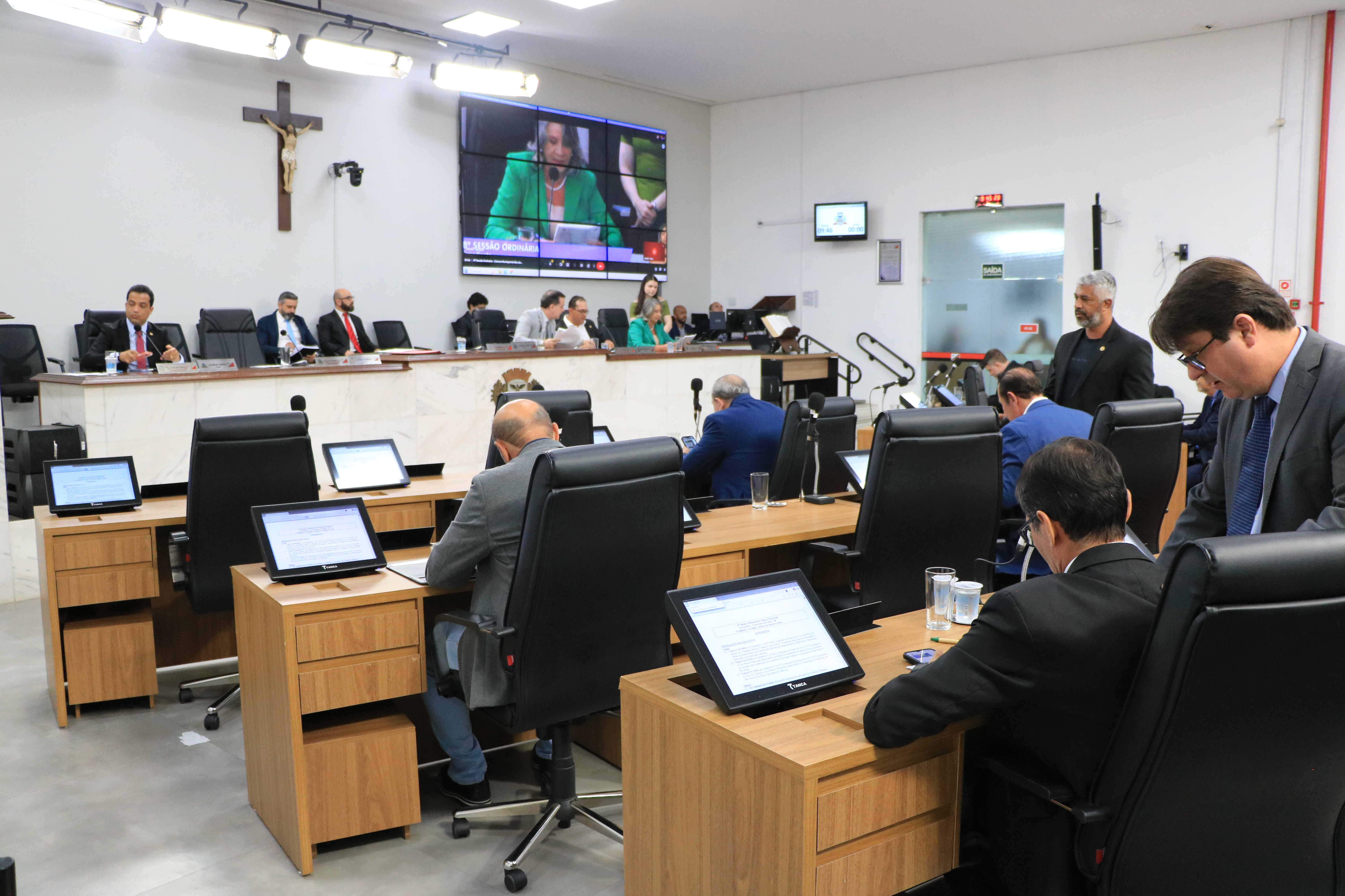 Vereadores voltam a analisar criação de cargos para Guarda Municipal