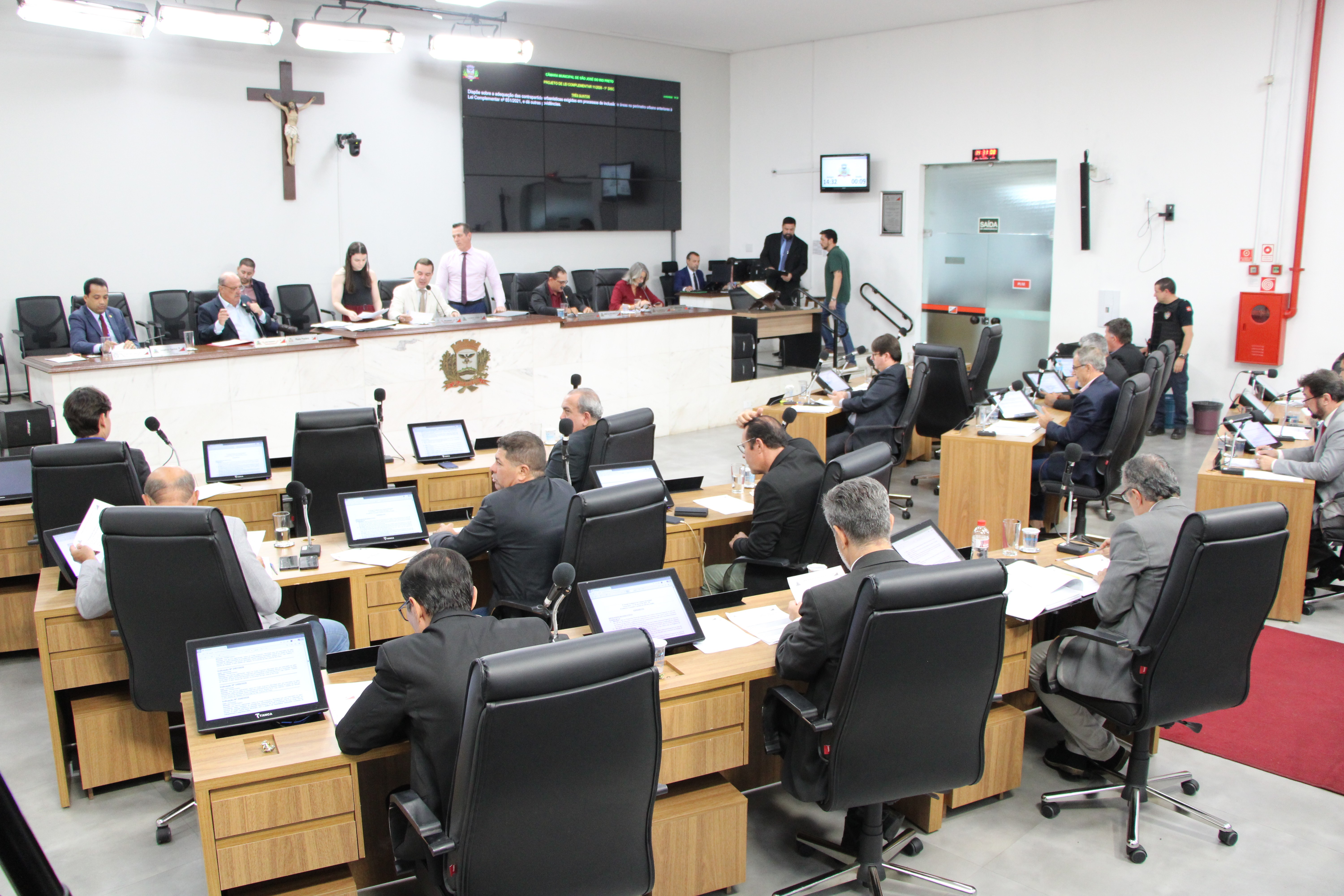 Vereadores analisam projeto que reduz alíquota do ISS para serviços de Saúde