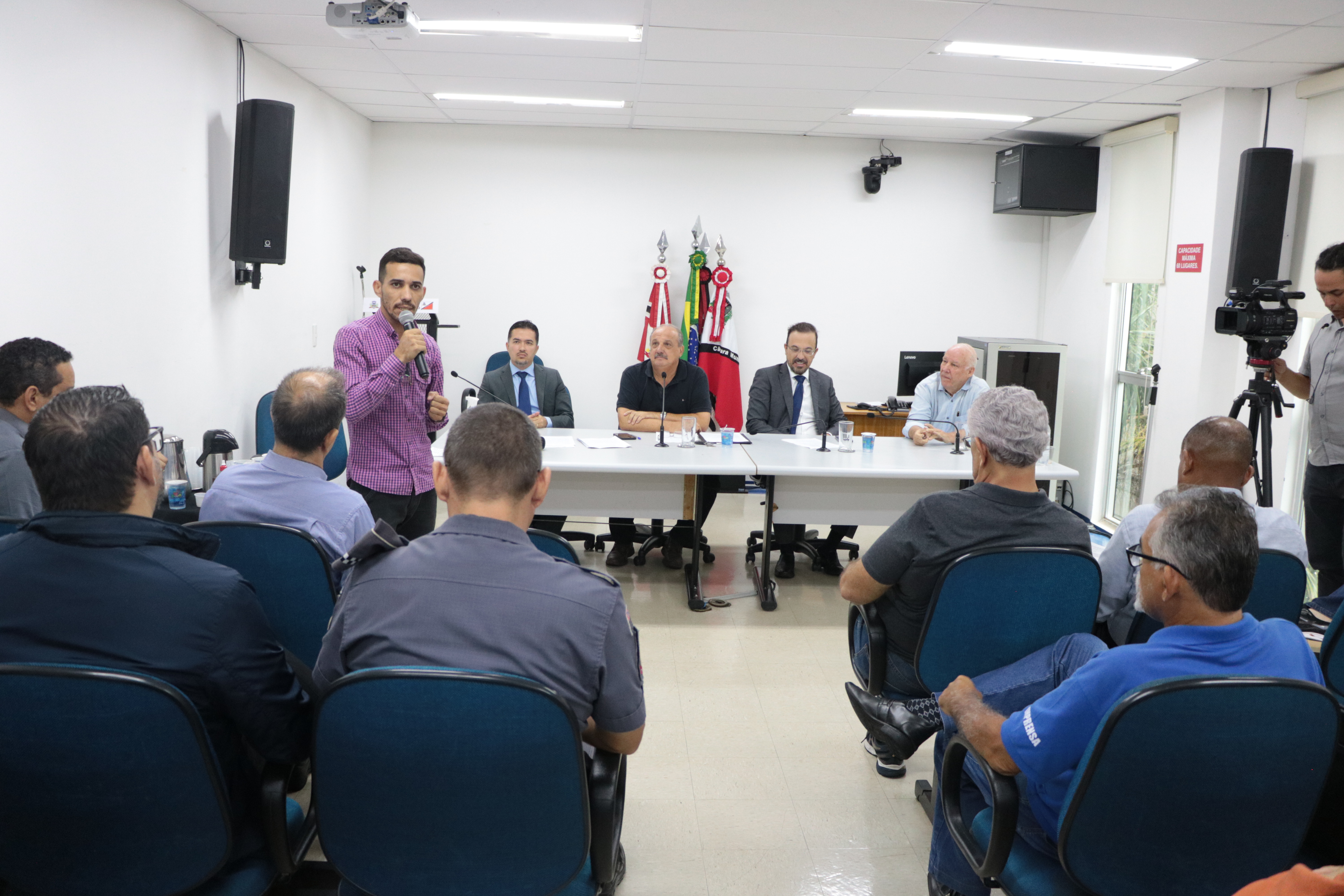 Autoridades e entidades participaram de debate sobre internação involuntária: busca de soluções