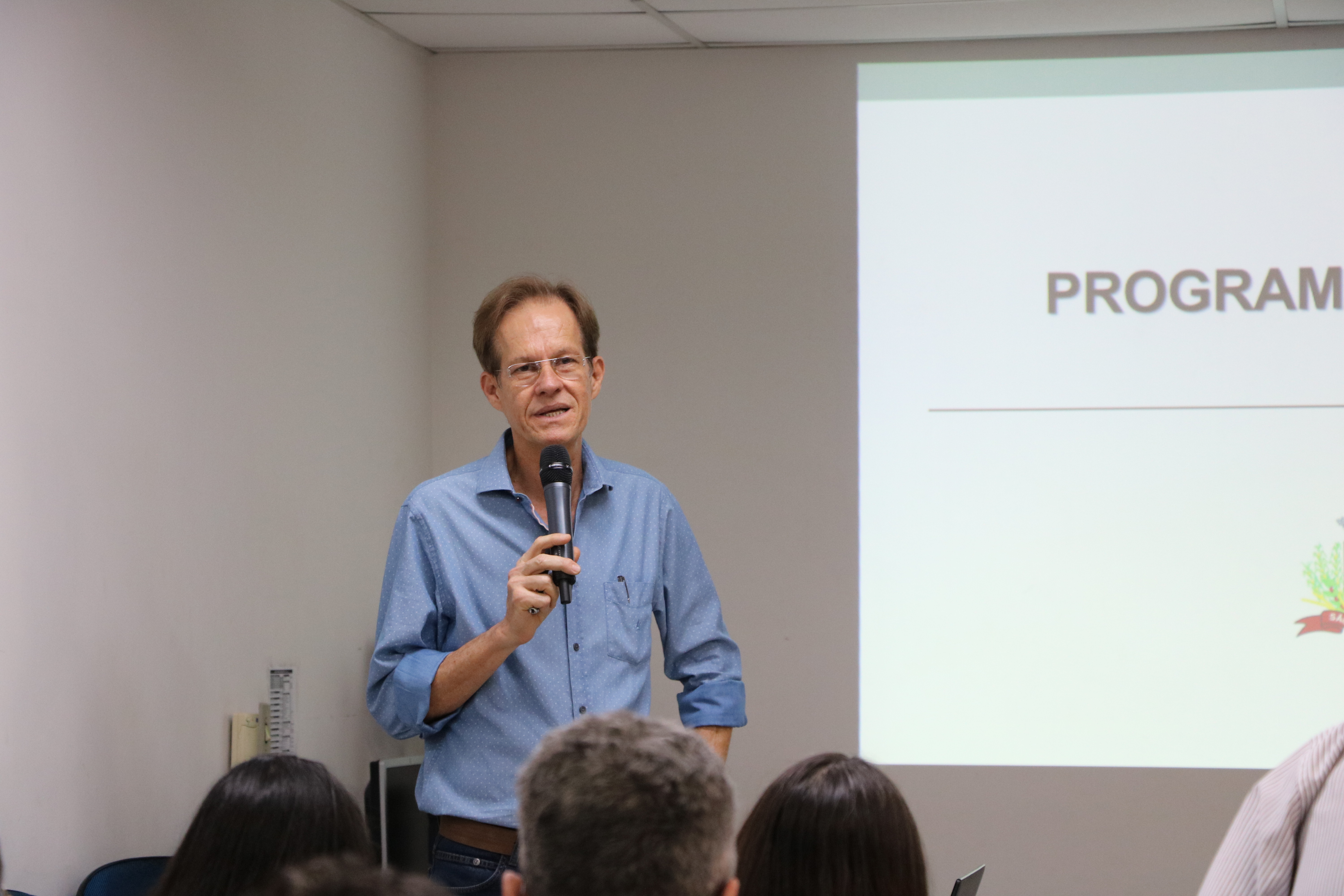 Israel Cestari, secretário de Planejamento, apresenta dados sobre previsão de receitas e aplicação de recursos para 2020