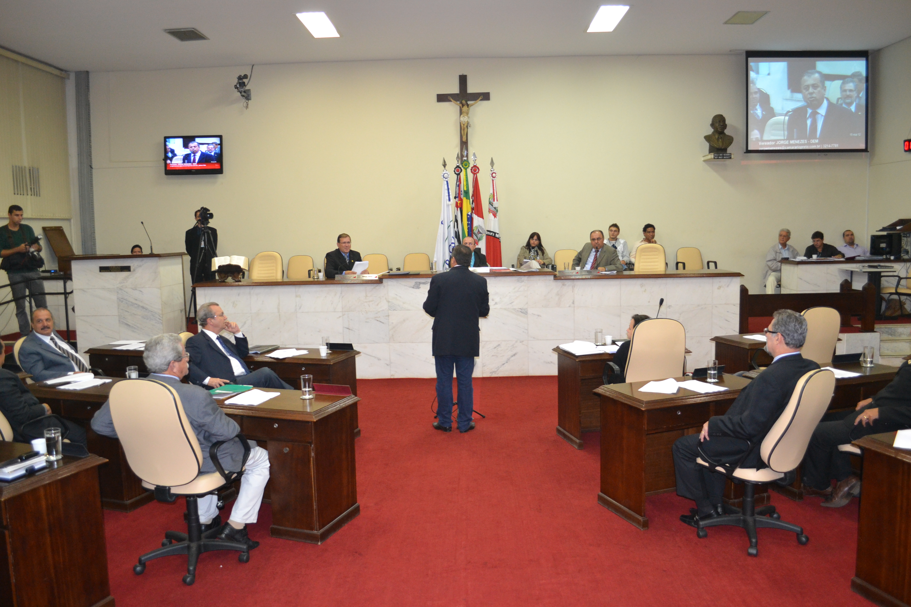 Sessão será realizada às 16h30, no Plenário da Câmara