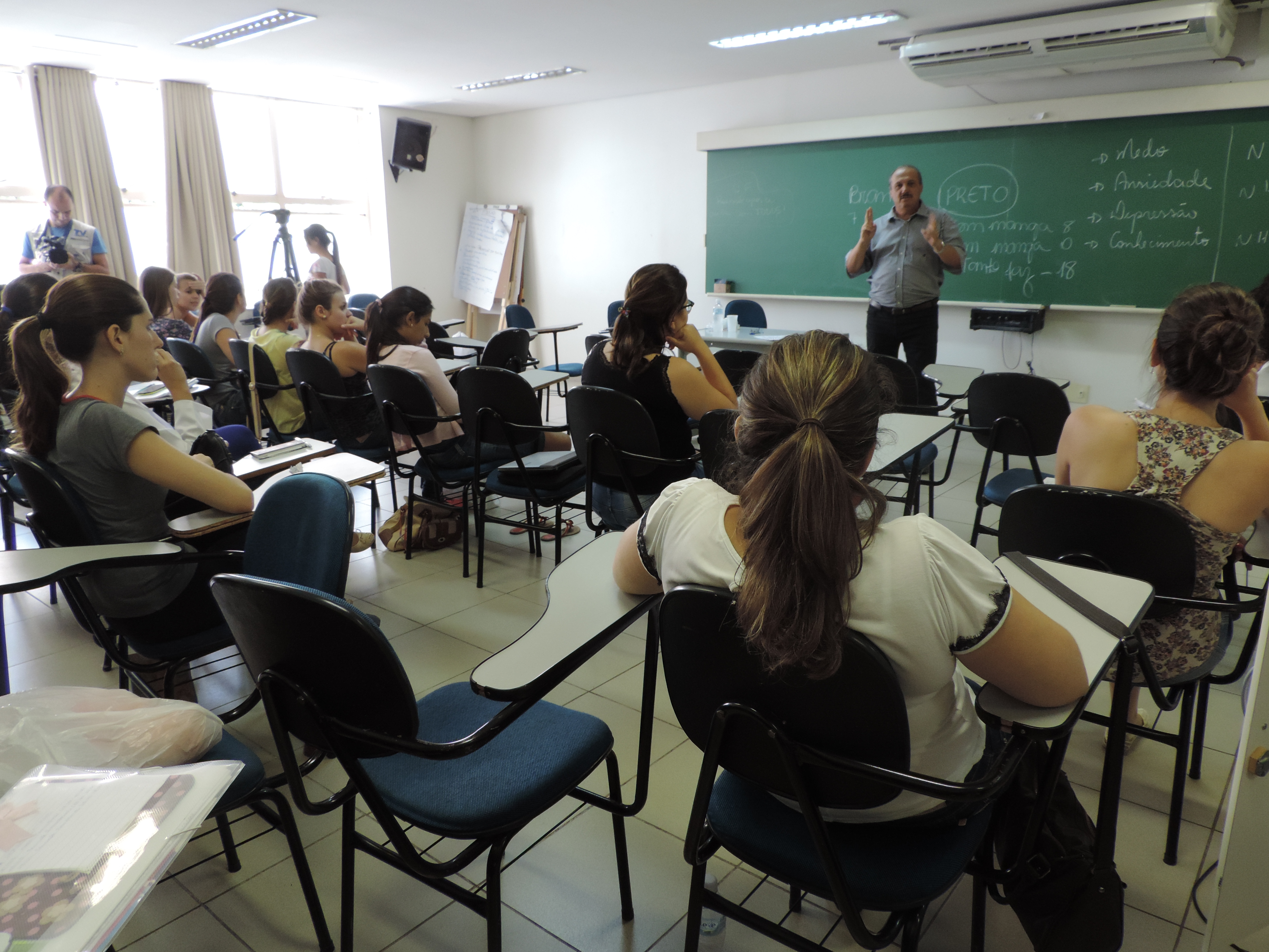 Alunos são instruídos sobre políticas públicas para a Saúde