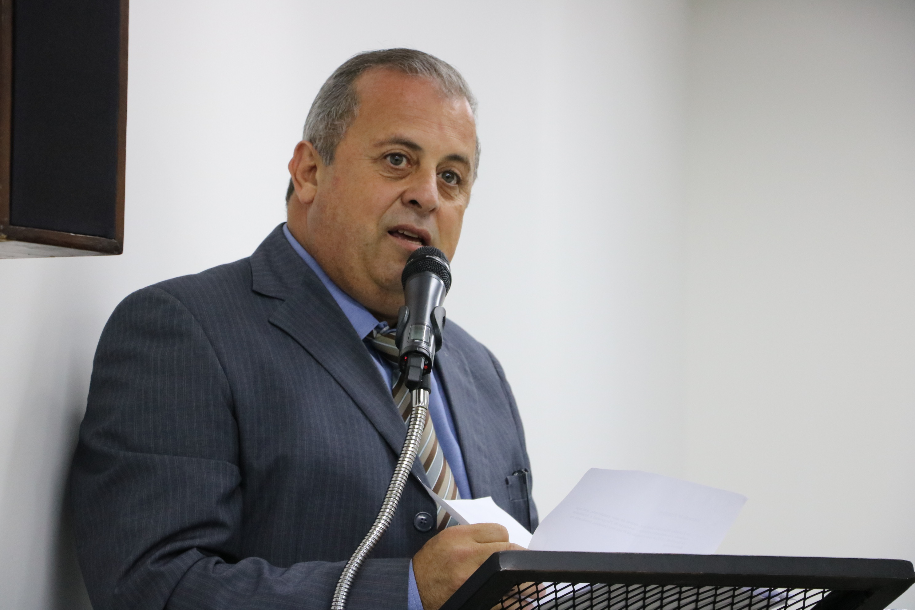 Entre os projetos que serão analisados, está o de Jorge Menezes que prevê padronização ecológica de terrenos