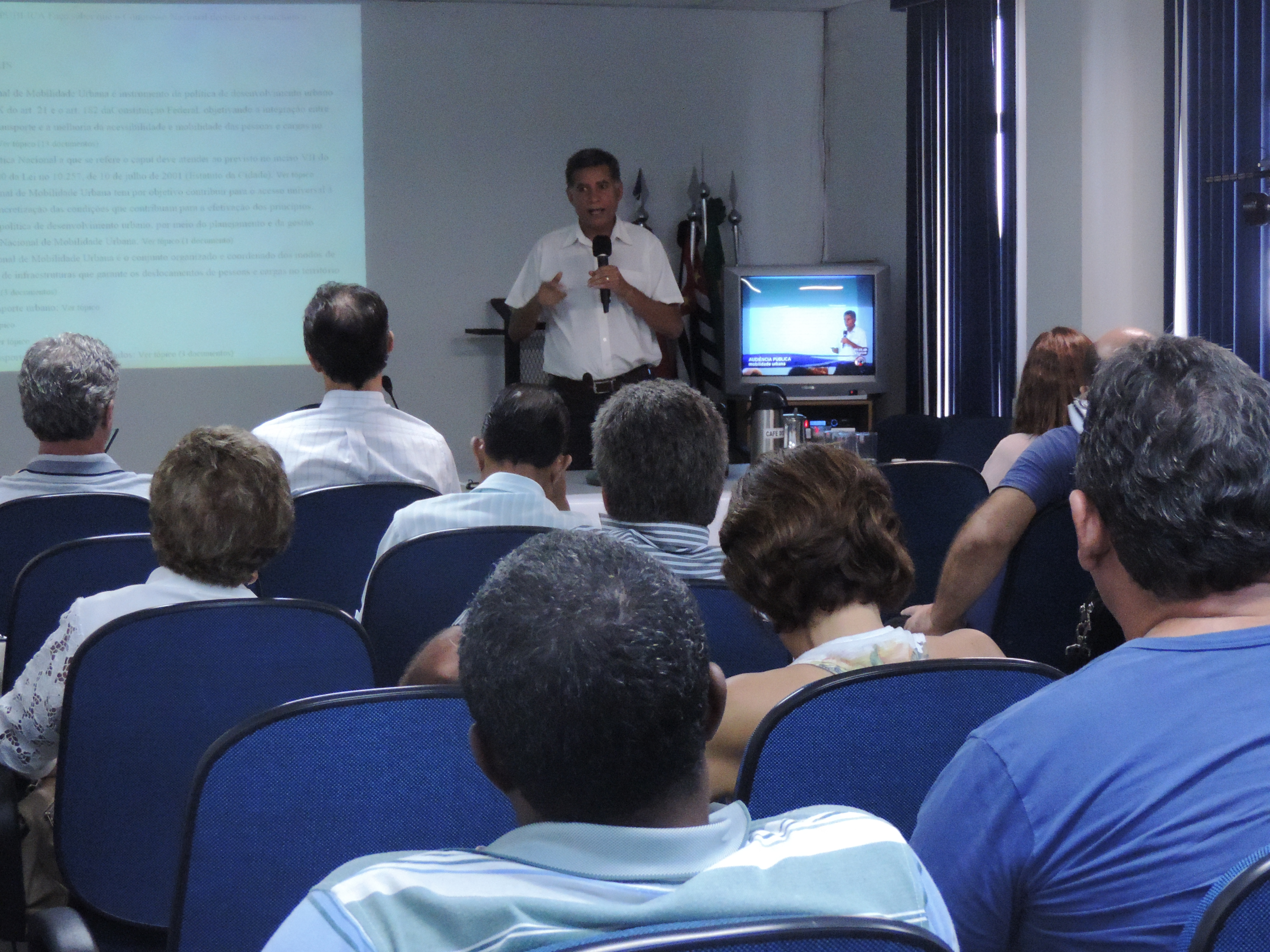 Audiência foi realizada no Auditório do Legislativo