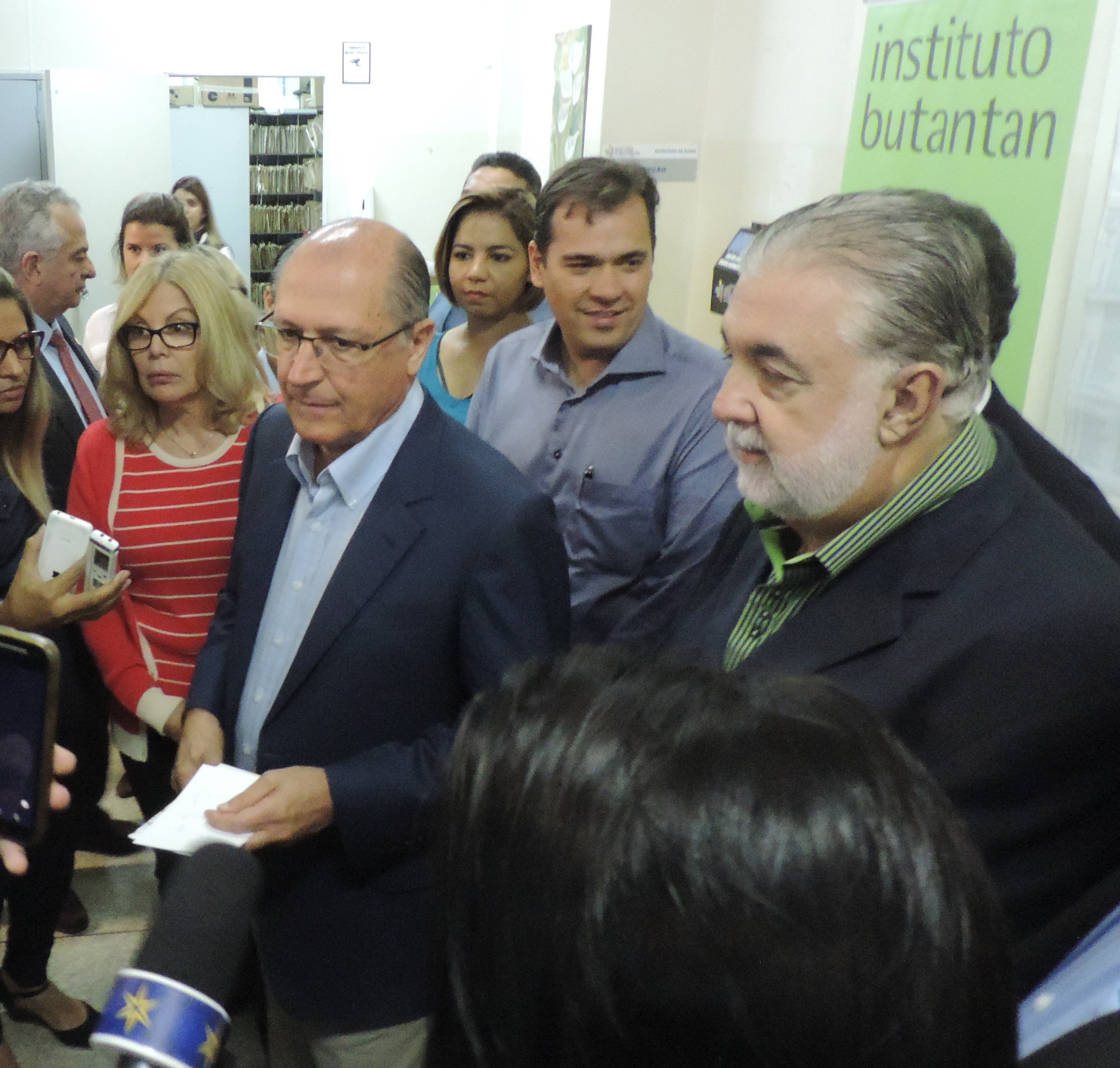 Alckmin durante coletiva sobre início da vacinação contra dengue: teste