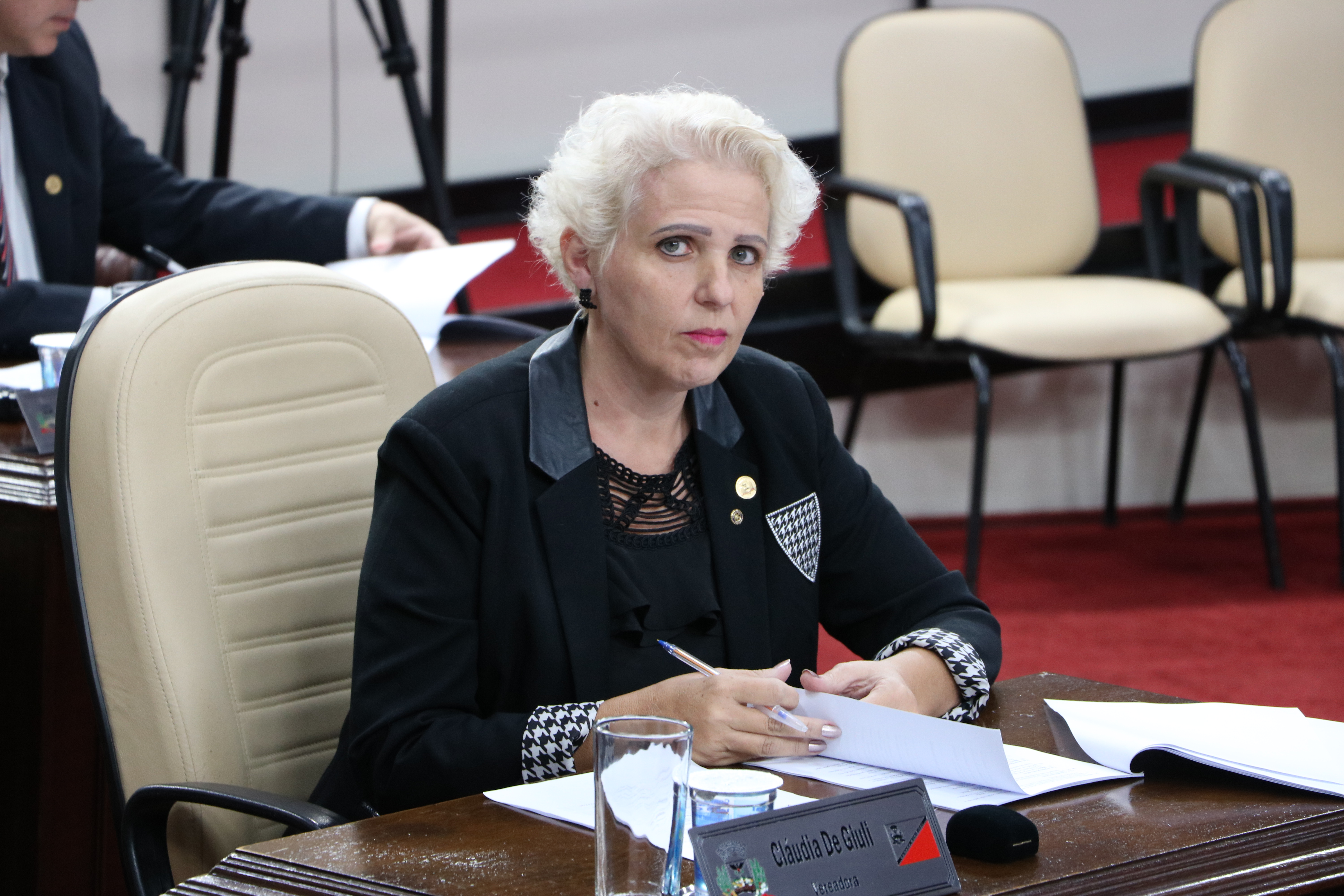 Vereadora Cláudia De Giuli quer implantar Registro Geral de Animais