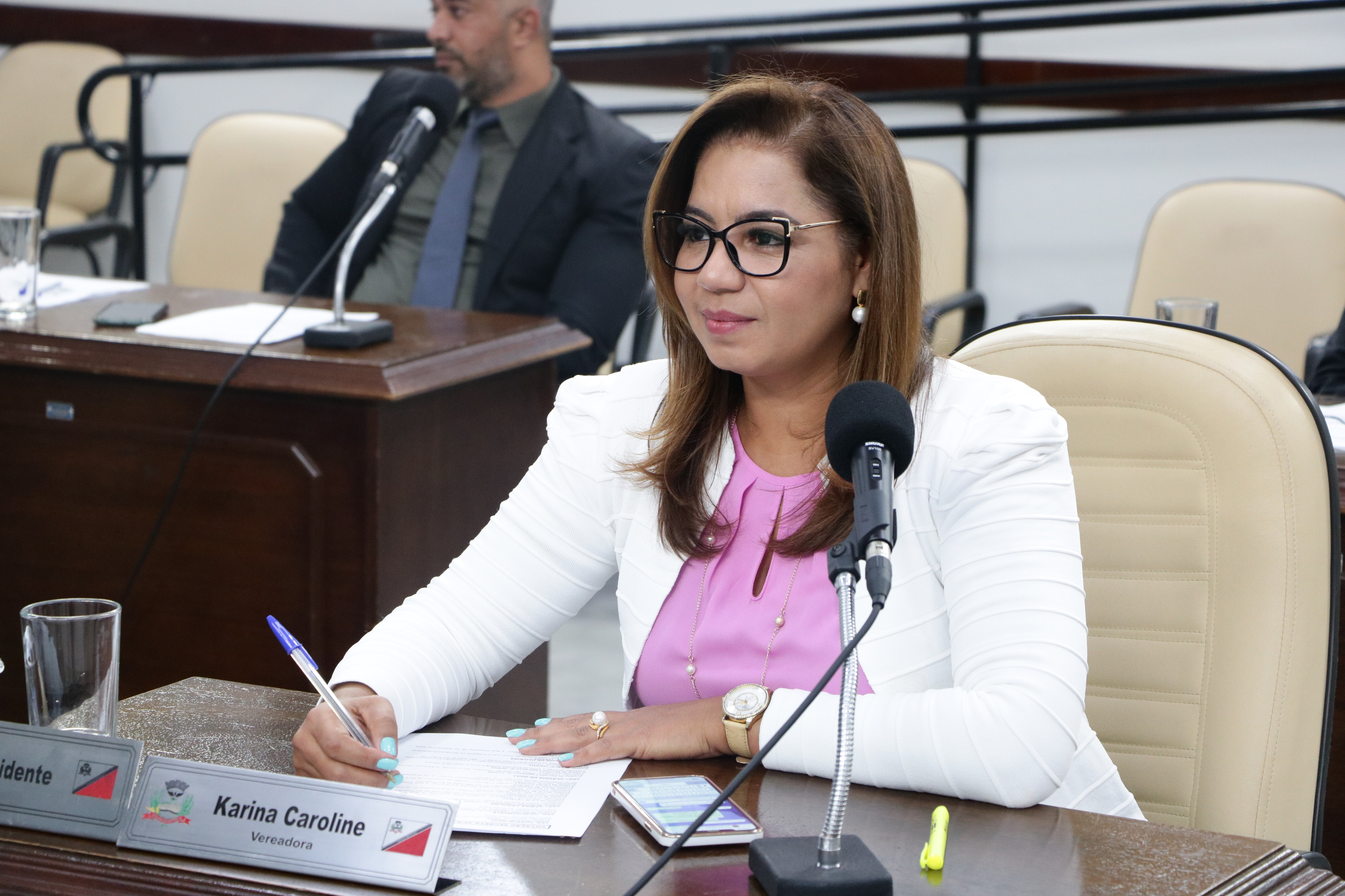 Karina Caroline é autora do projeto que homenageia as mulheres que passaram pela Câmara