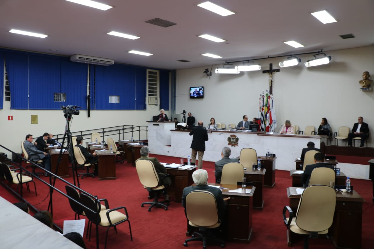 Ordem do dia teve 18 projetos analisados