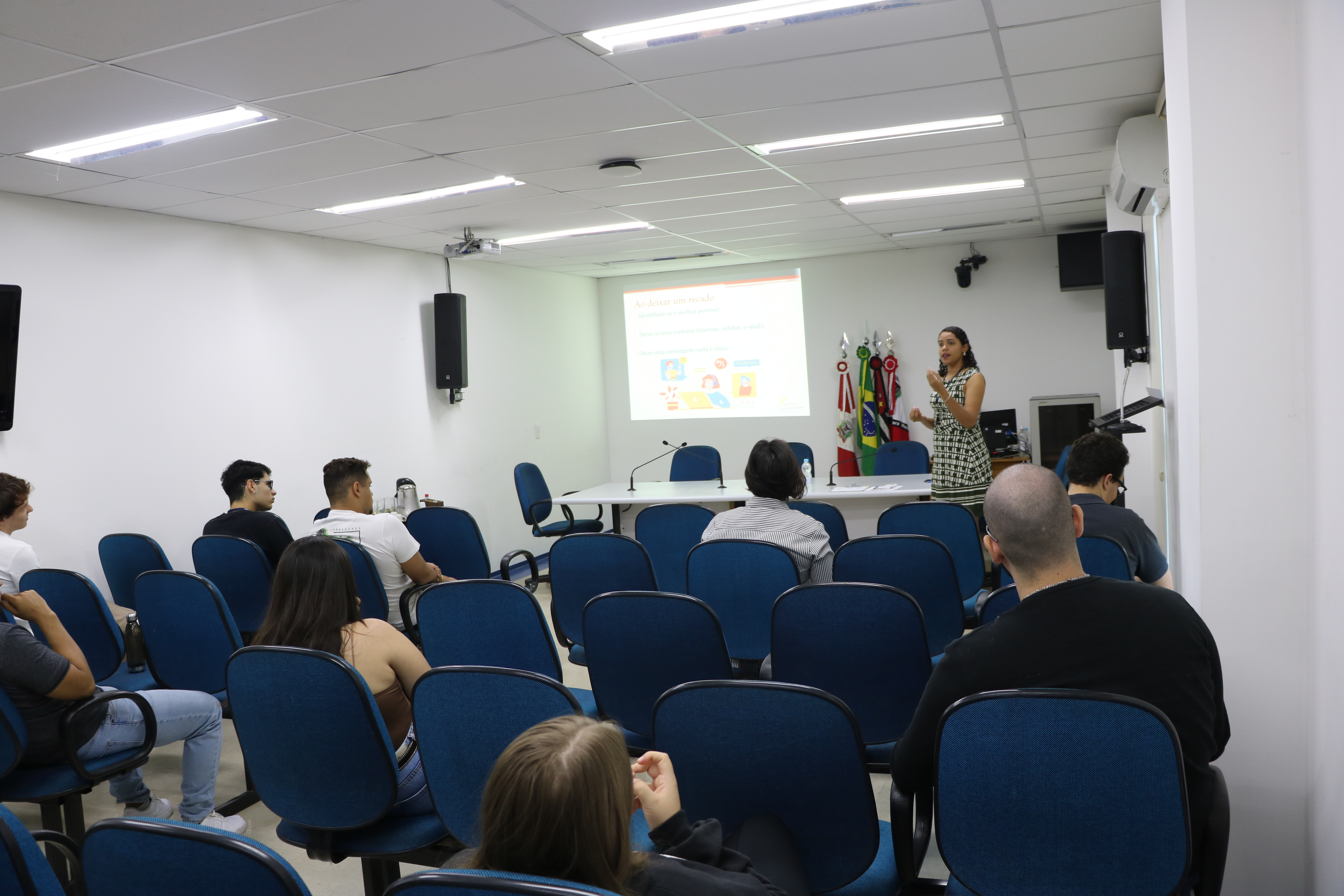 Estagiários da Câmara participam de capacitação