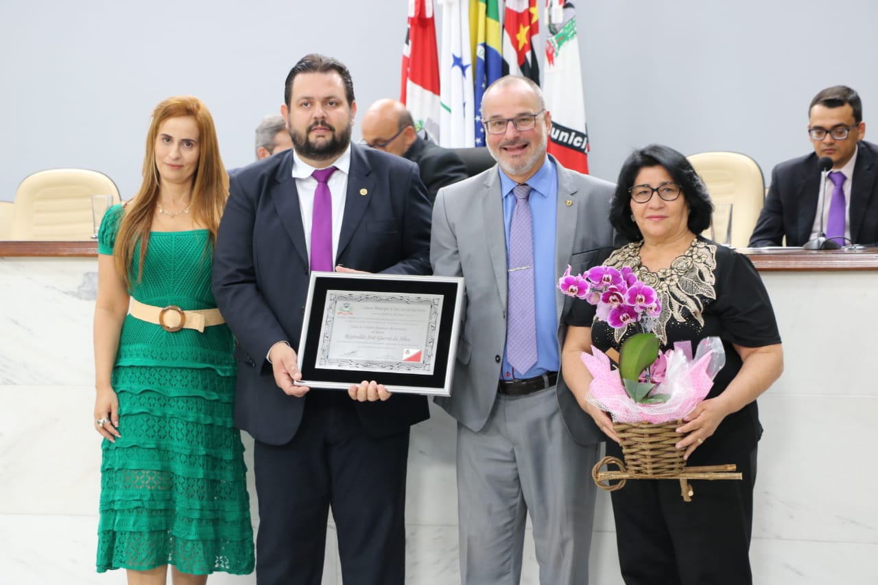 Pastor Reginaldo recebe título de Cidadão Honorário Rio-pretense das mãos de Anderson Branco