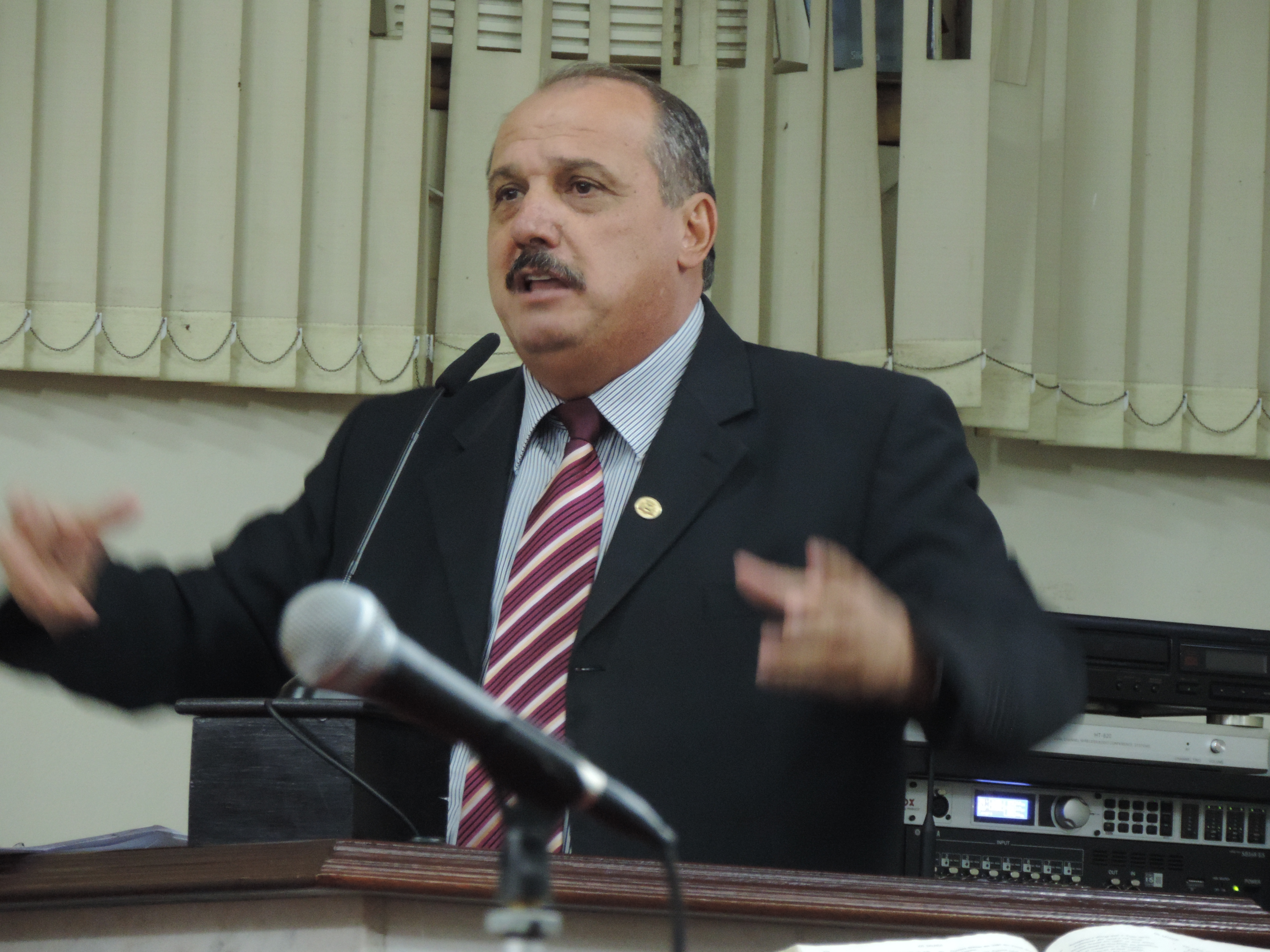 Pauléra aprovou projeto que proíbe radar escondido