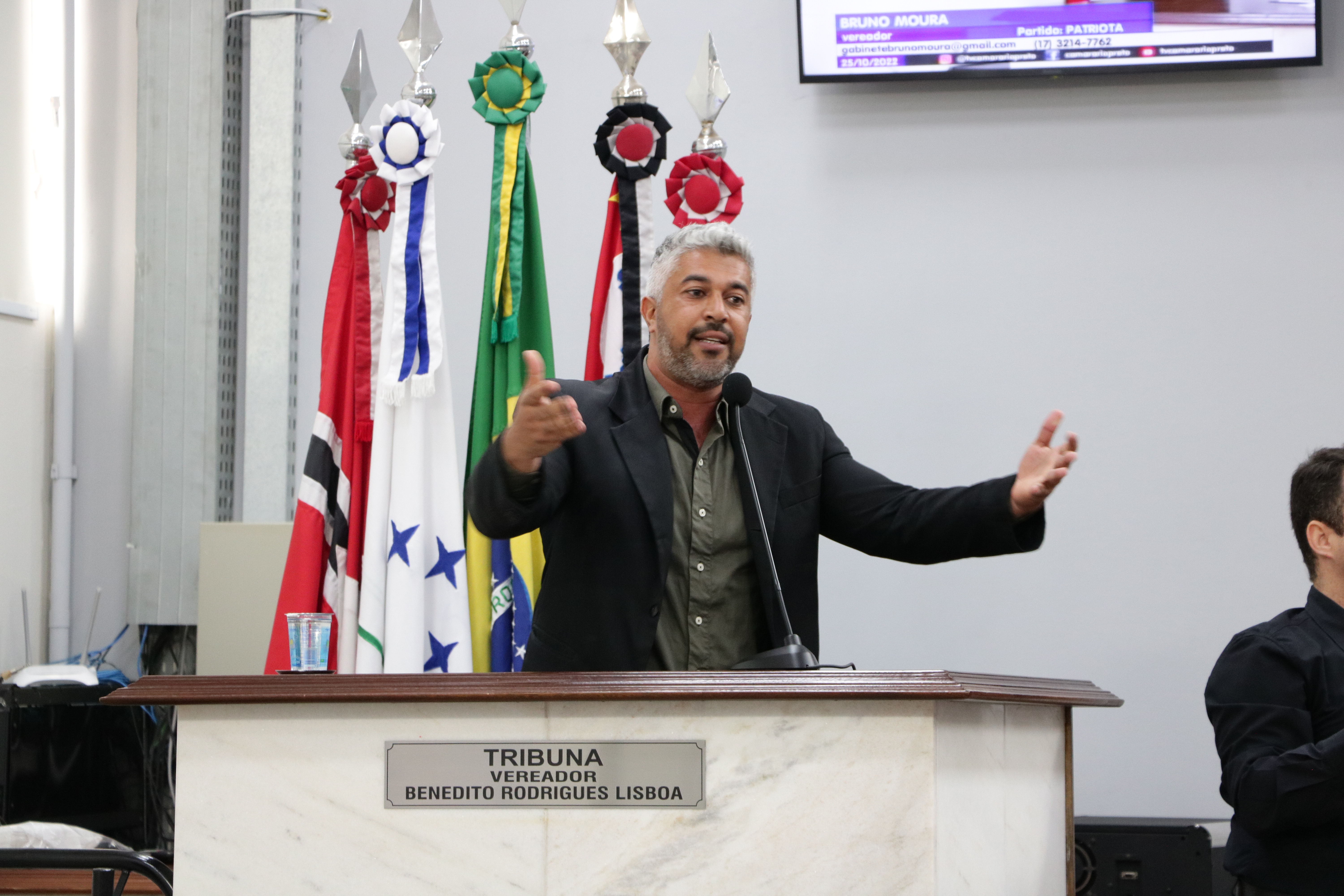 Moura é autor da proposta que cria emenda impositiva no município