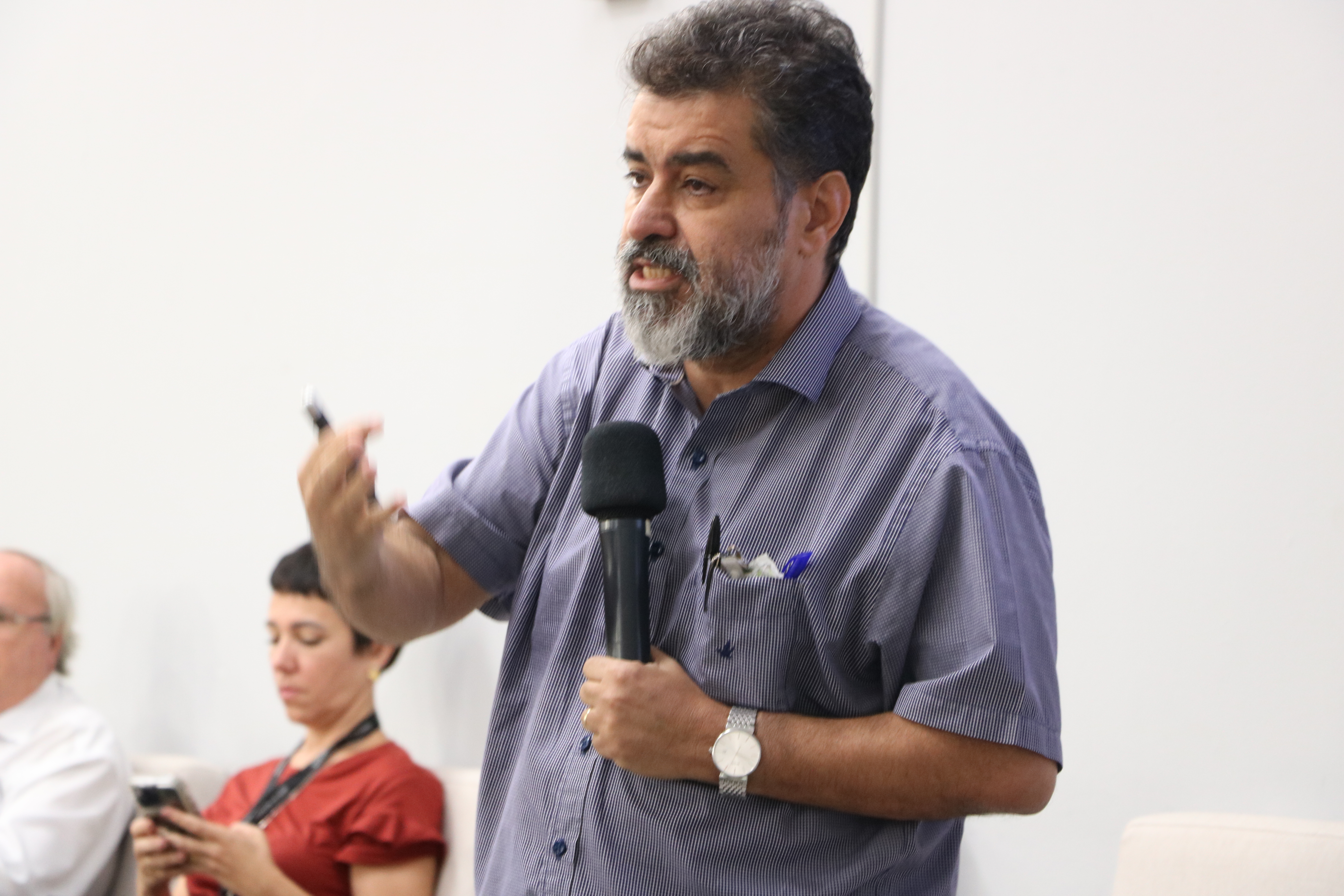 André Baitello está com Covid e não poderia comparecer à audiência