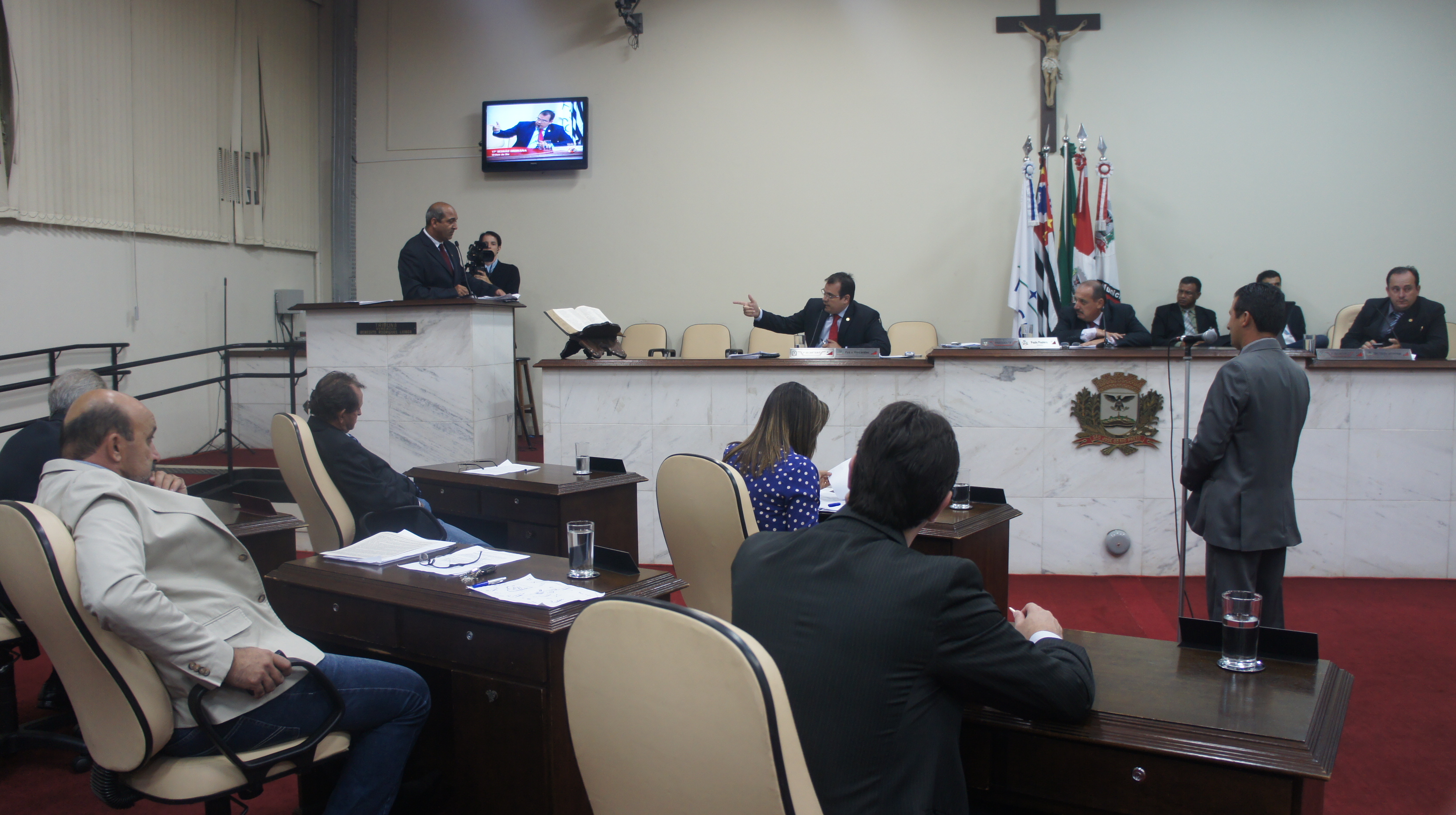 Vereadores rejeitaram dois vetos do Executivo