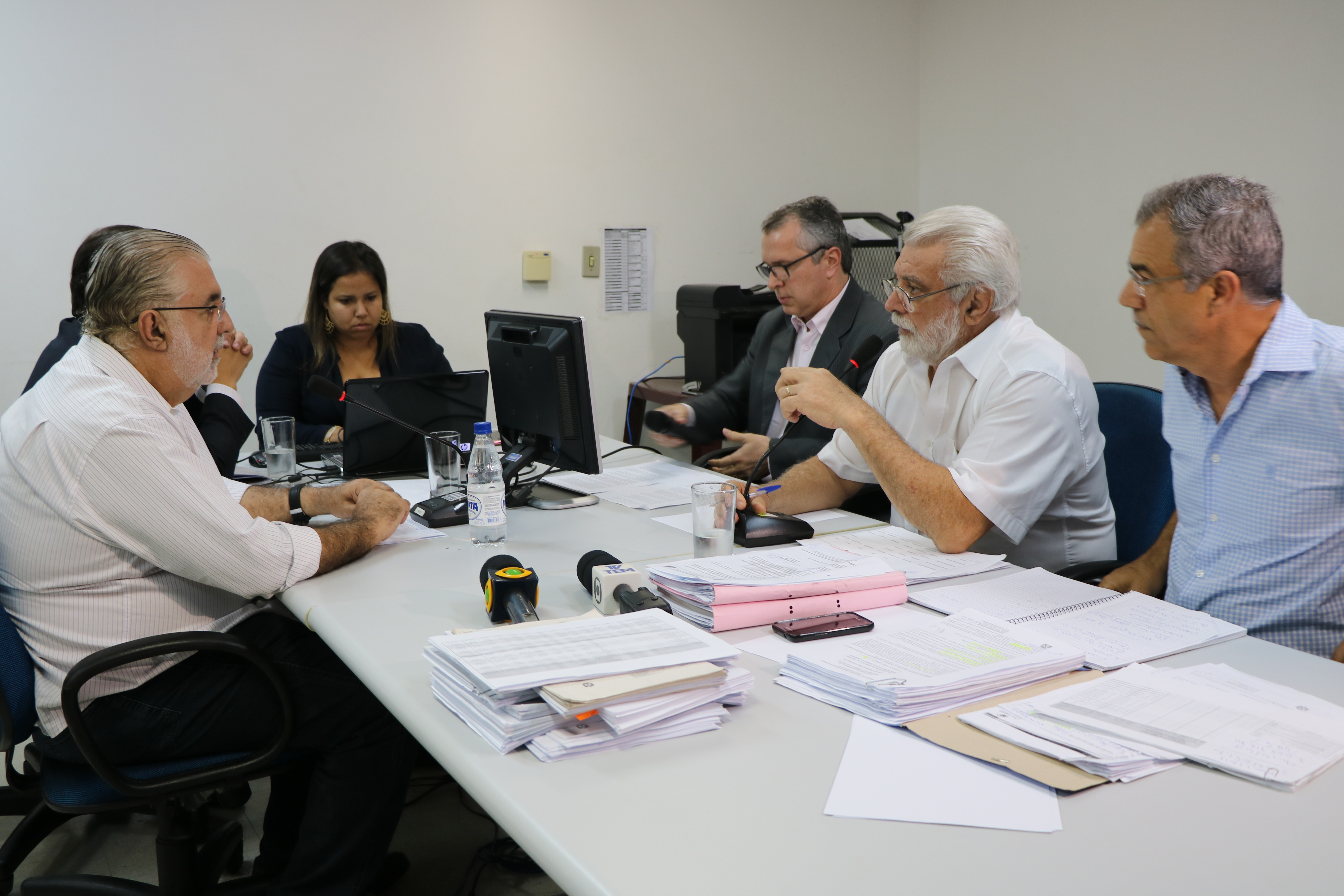 Vereadores em oitiva do ex-prefeito Valdomiro Lopes