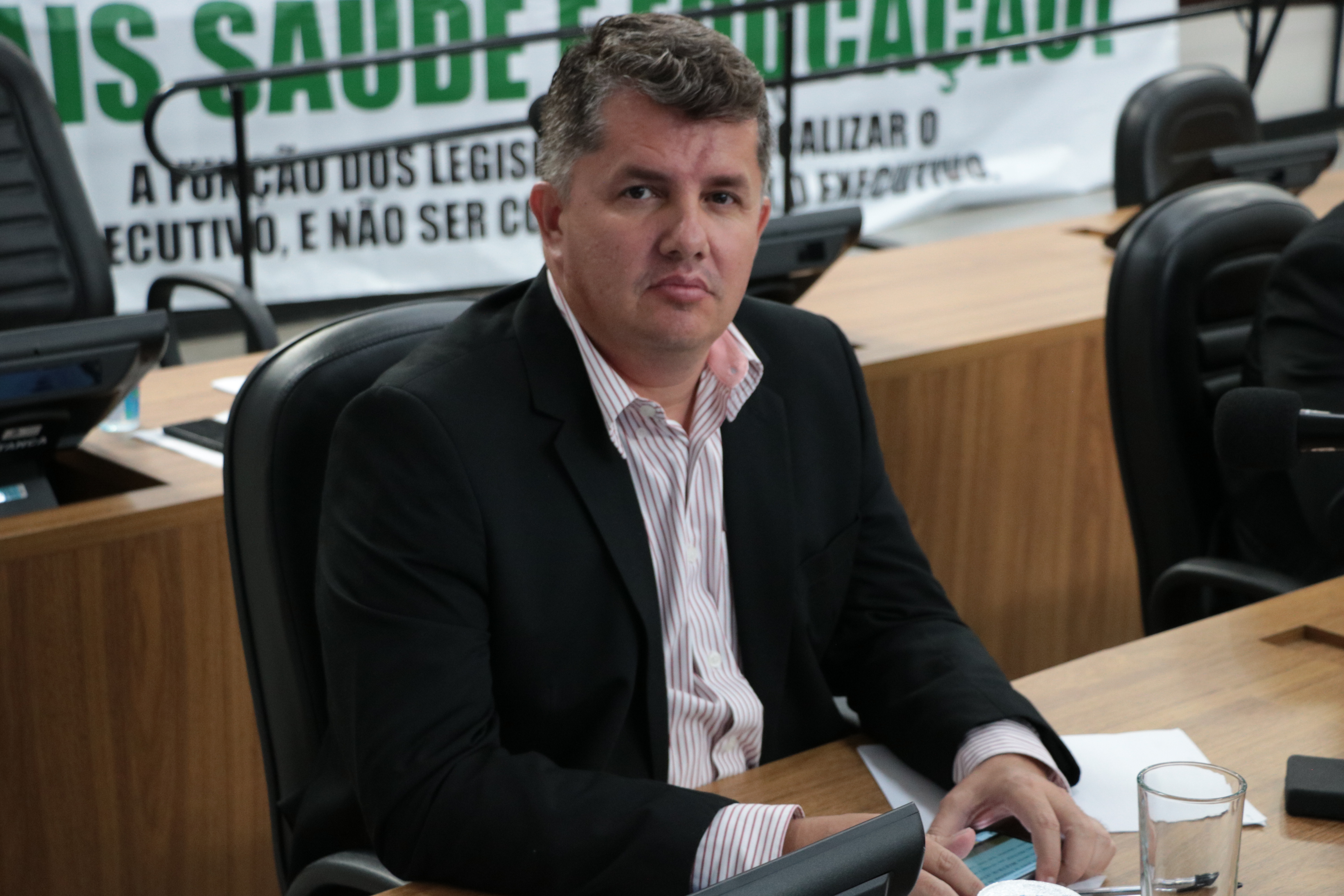 Proposta do vereador Julio Donizete barra a nomeação de agressores