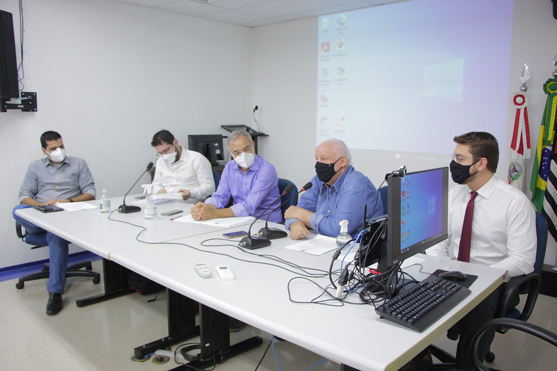 Reunião foi realizada no auditório do Poder Legislativo
