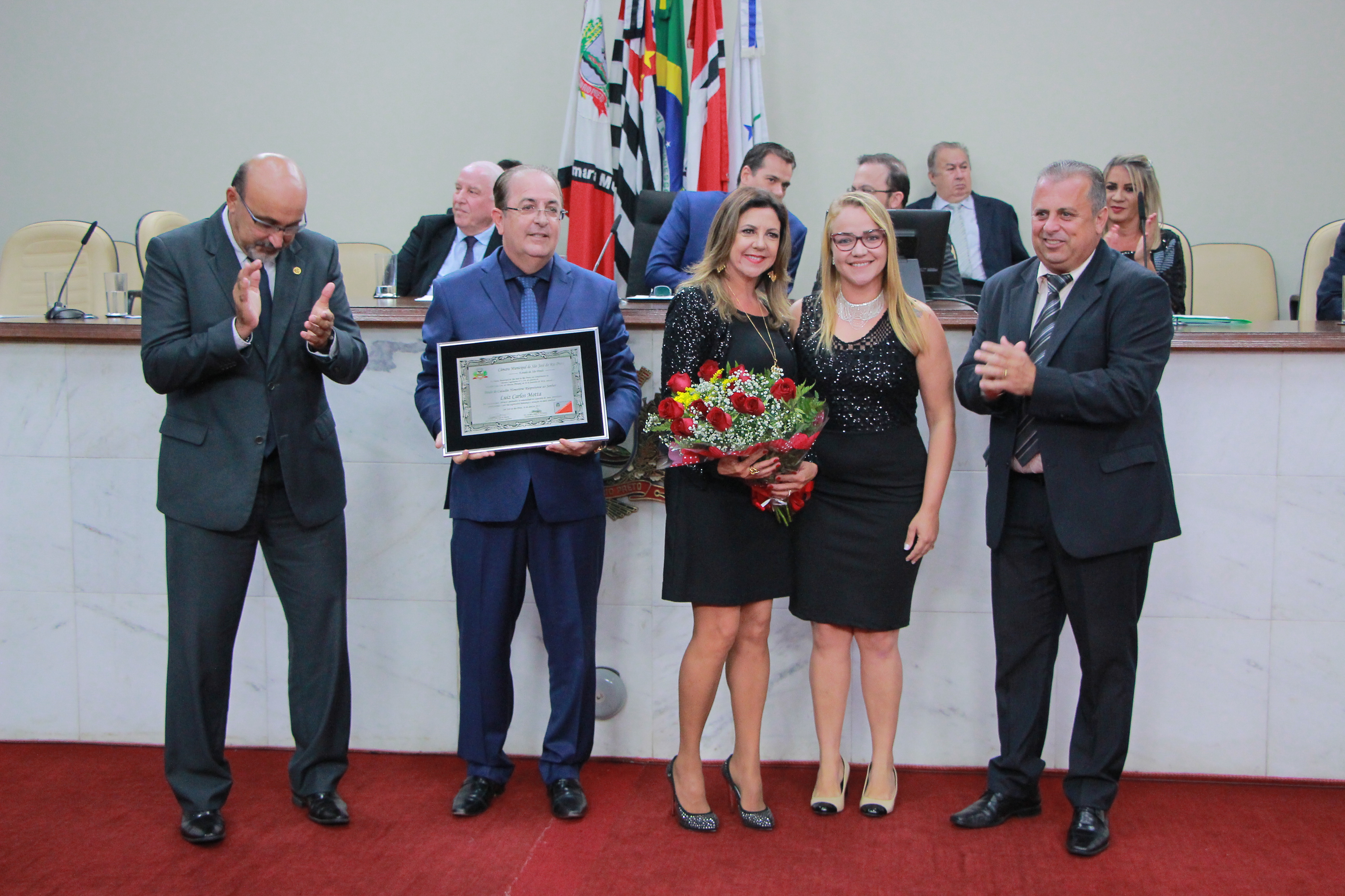 Motta recebe de Peixão título de cidadão honorário rio-pretense