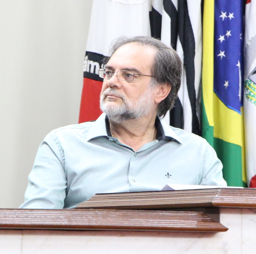 Assis vai esclarece projeto que prevê venda de áreas públicas