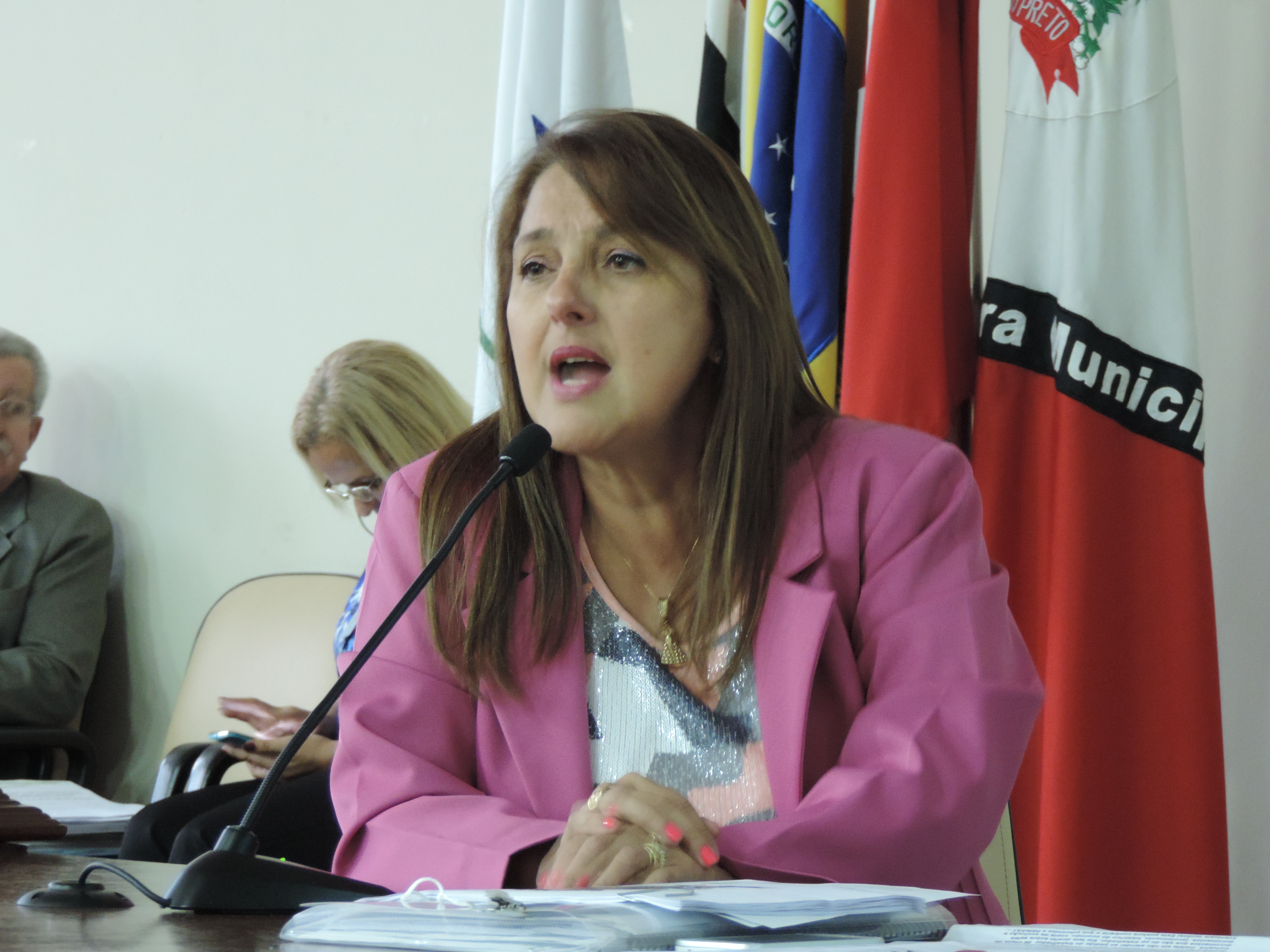 Secretária marcou reunião com sindicalistas