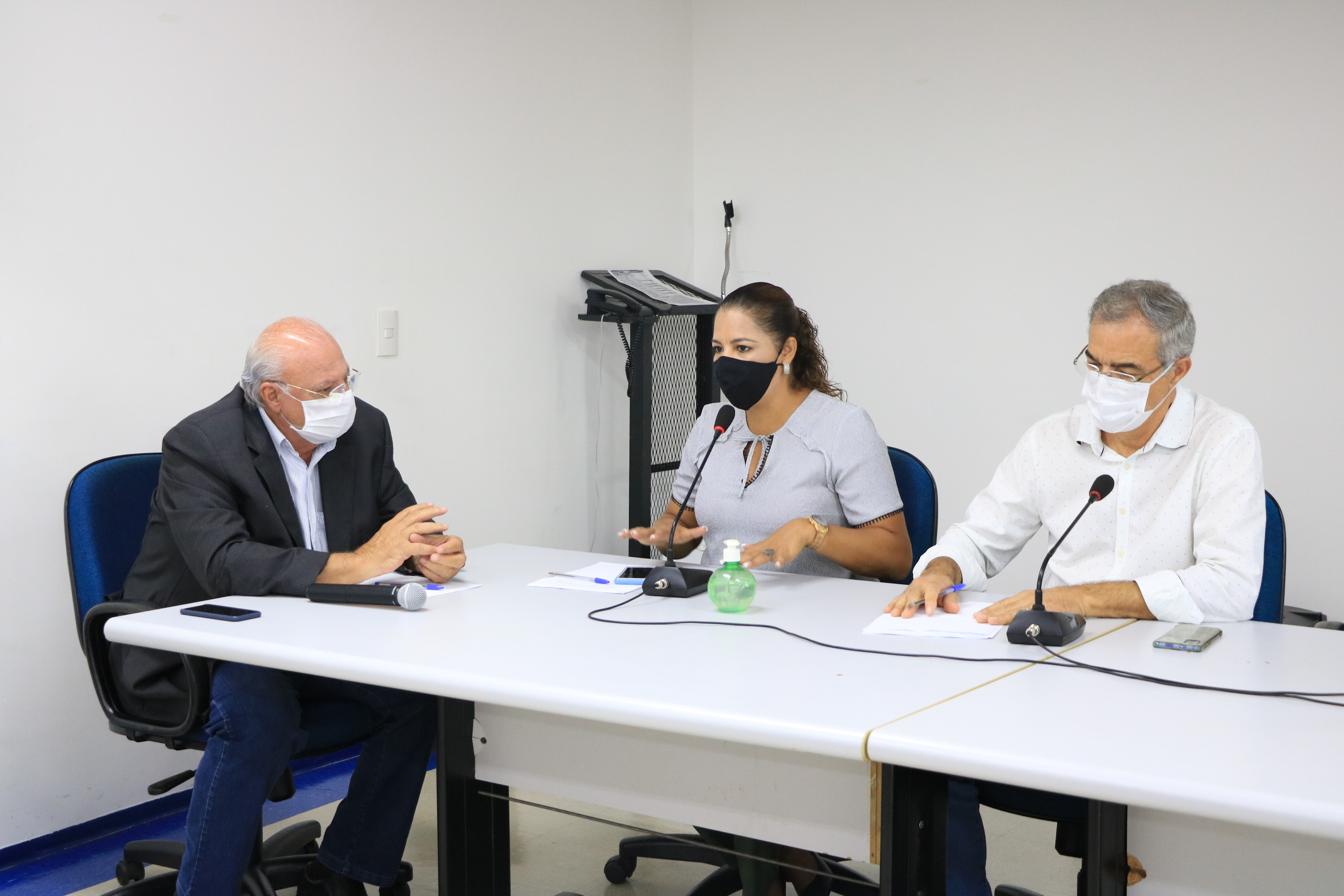 Frente Parlamentar volta a ouvir secretário sobre medidas para amenizar superlotação de unidades de saúde