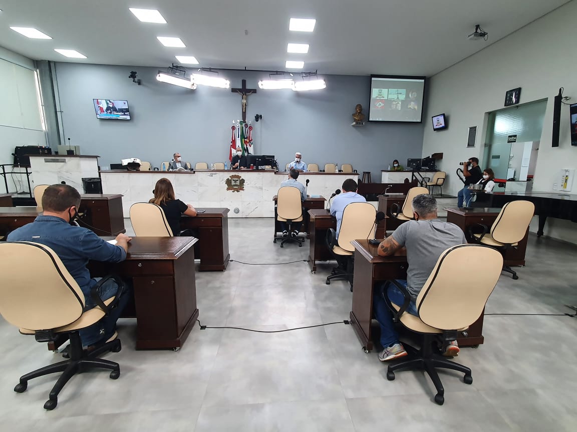 Vereadores questionam secretário sobre o transporte coletivo durante a pandemia