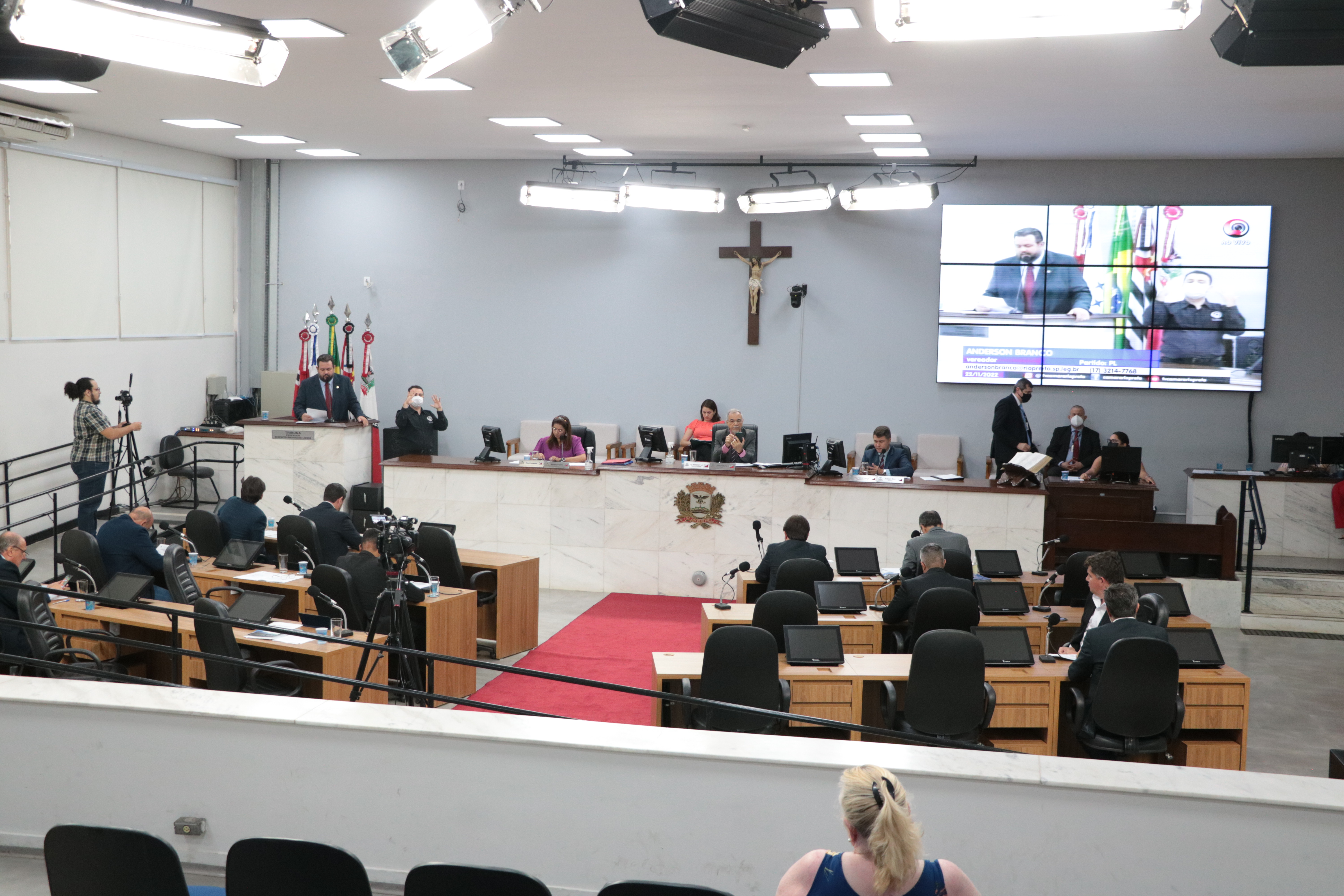 Vereadores analisam orçamento 2023 e 32 emendas