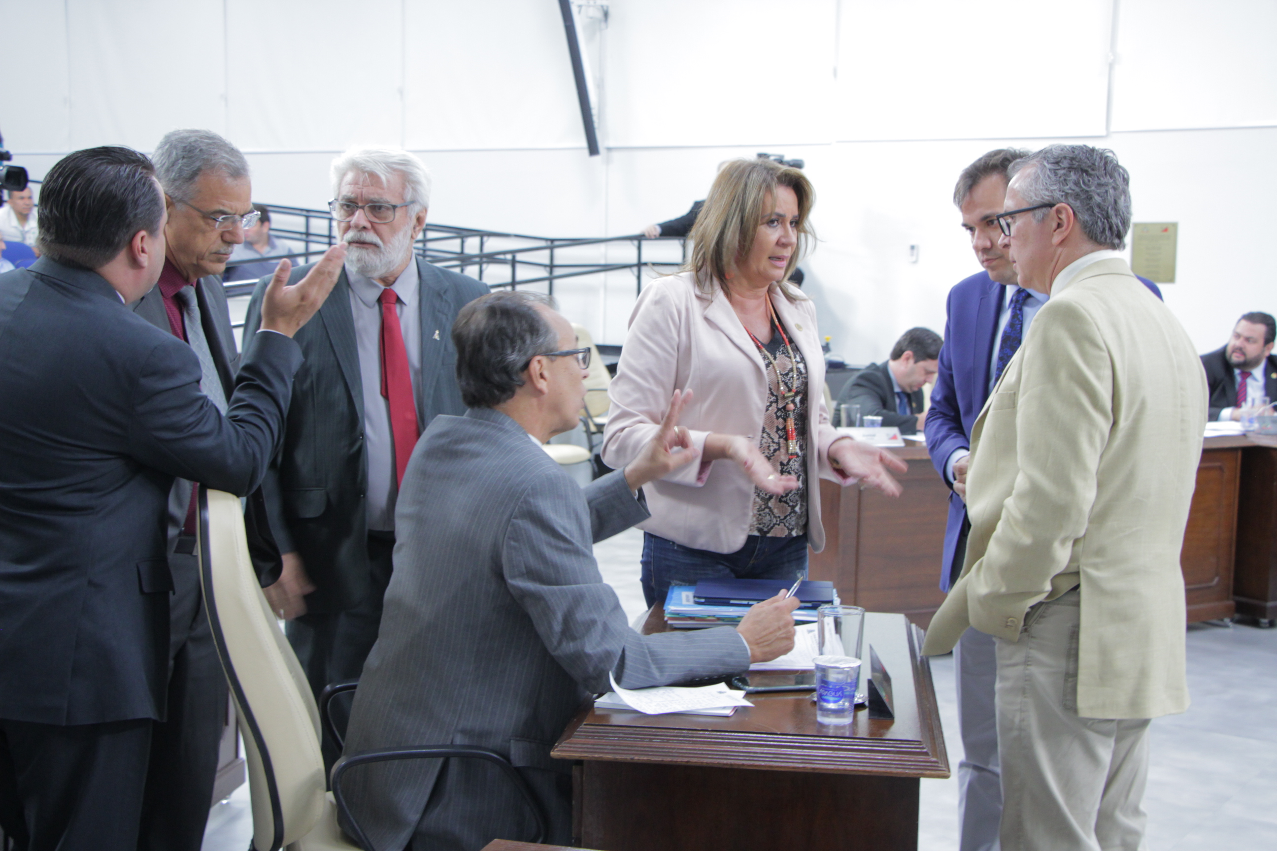 Vereadores articulam emenda ao projeto que restringe afastamento de servidor para atividade sindical