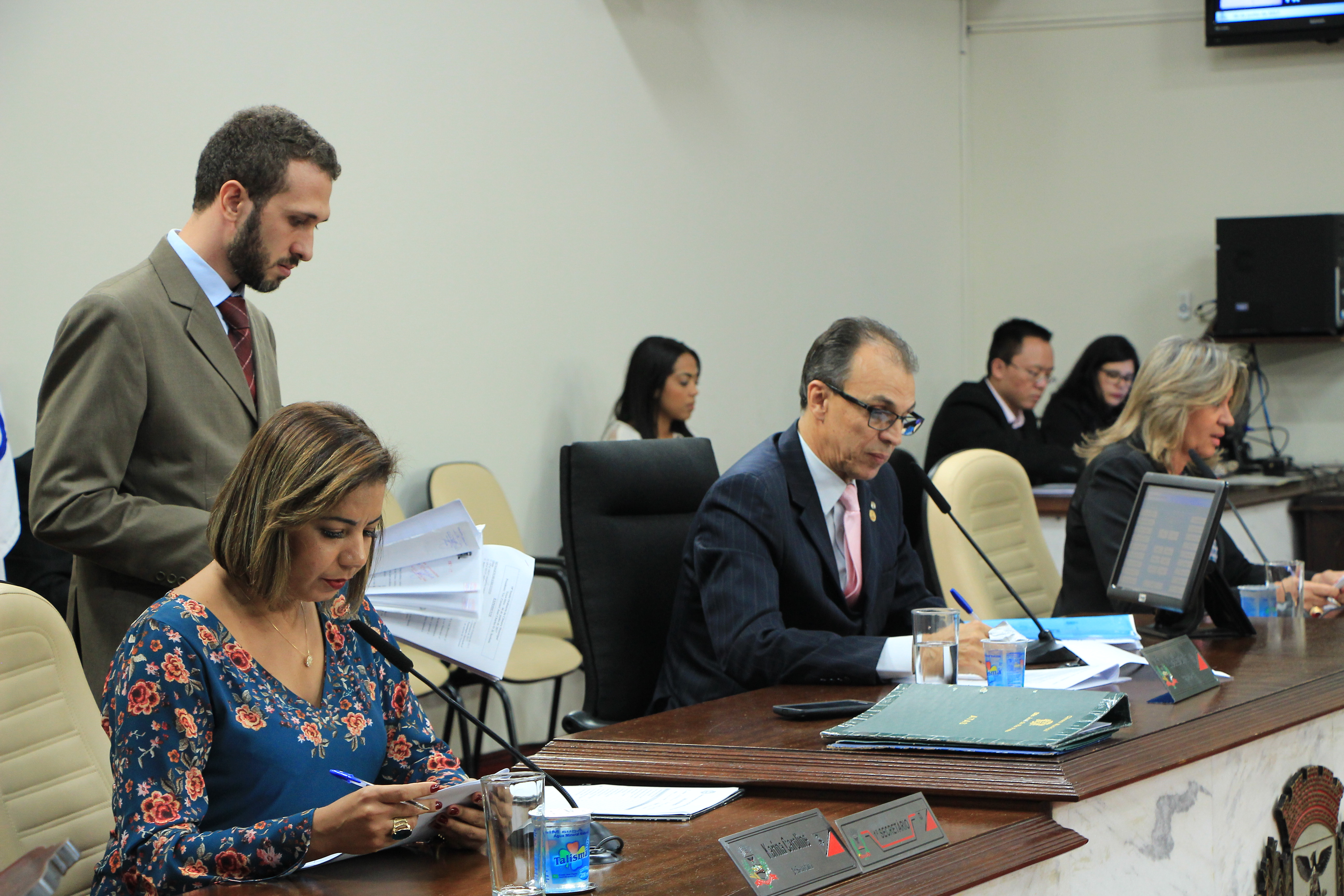 Sessão teve 13 projetos na pauta, 12 foram aprovados