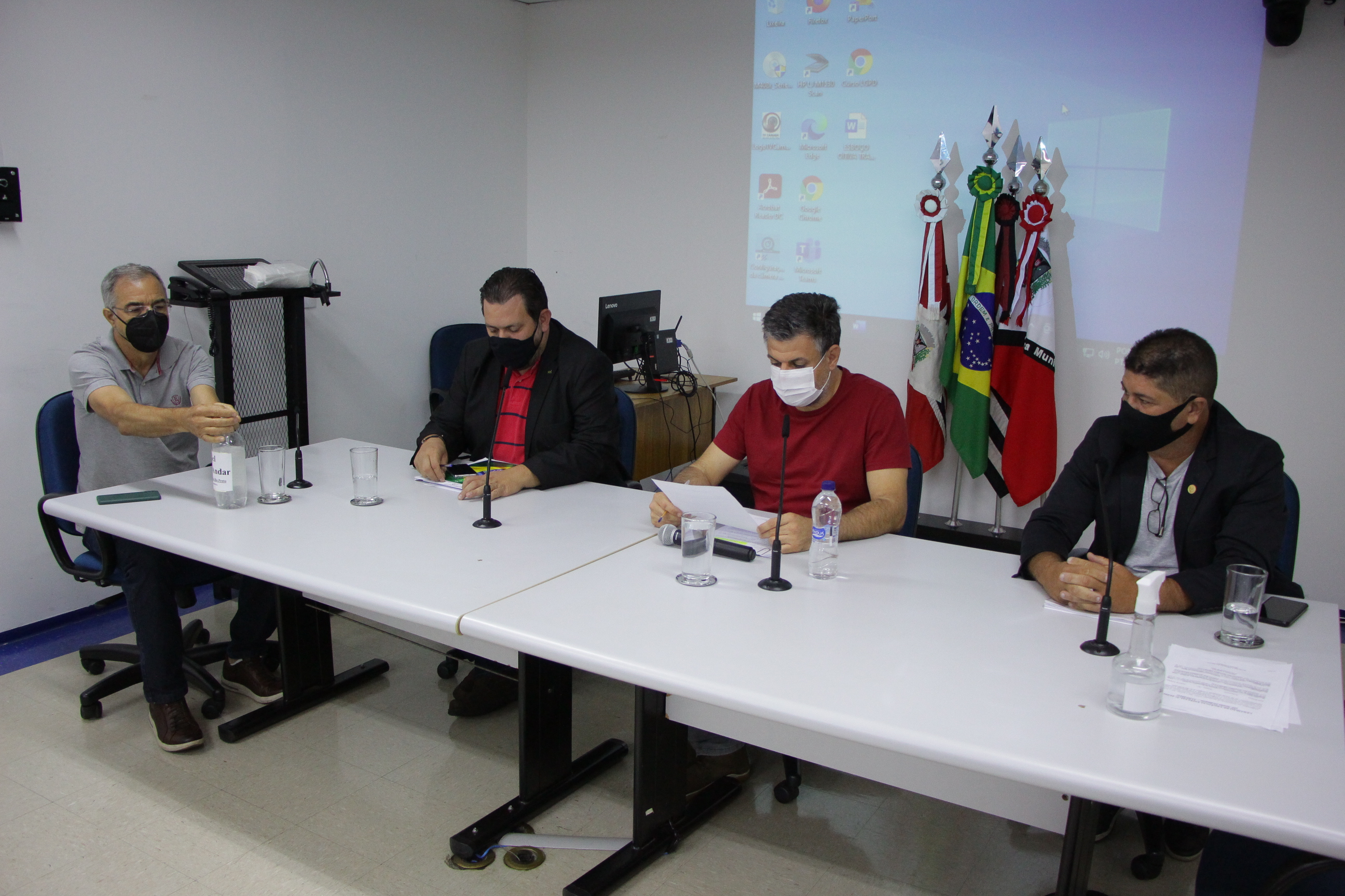 Membros da CEI decidiram por novas convocações nesta quarta-feira