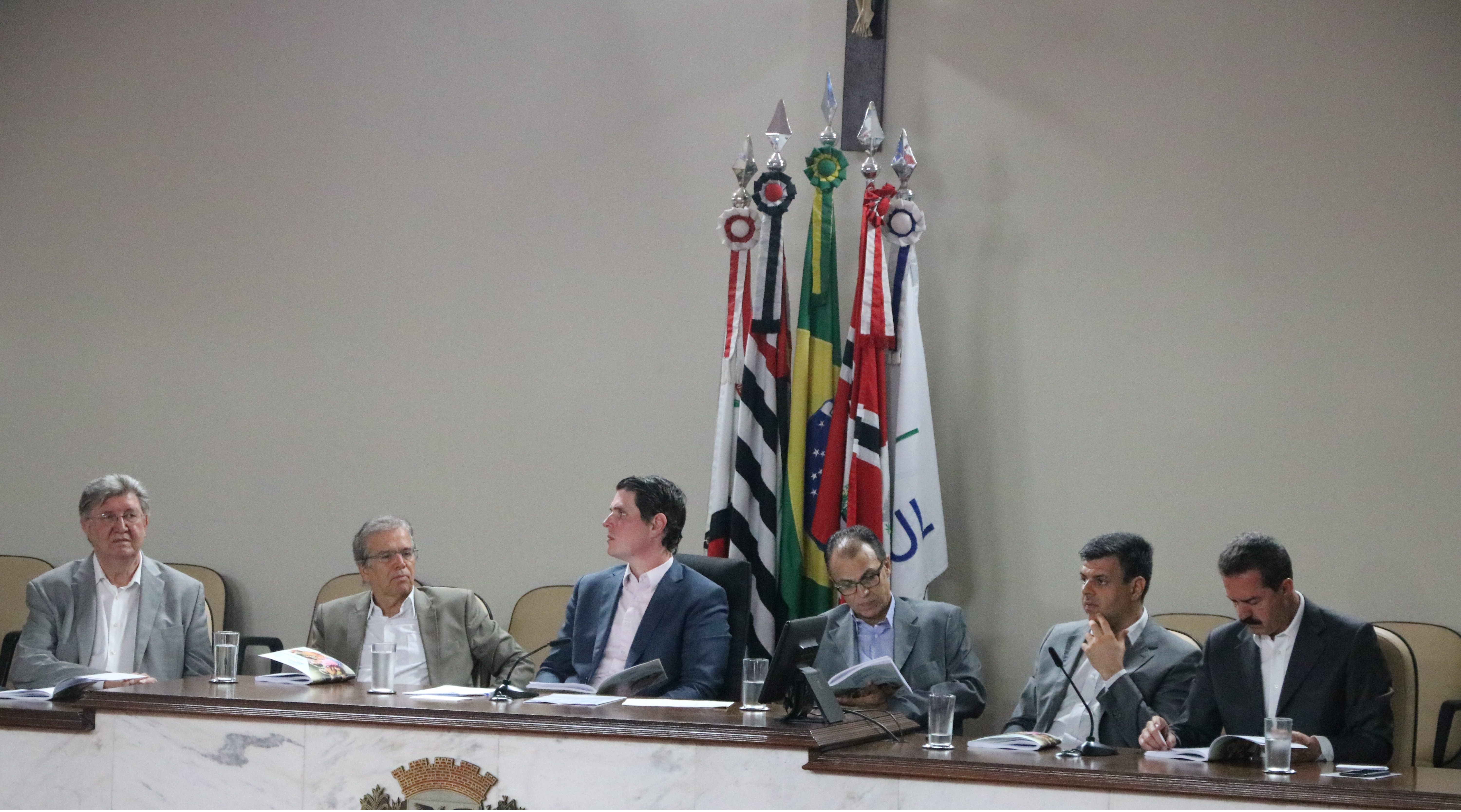 Autoridades municipais e estaduais acompanharam apresentação do relatório regional do Índice de Responsabilidade Social
