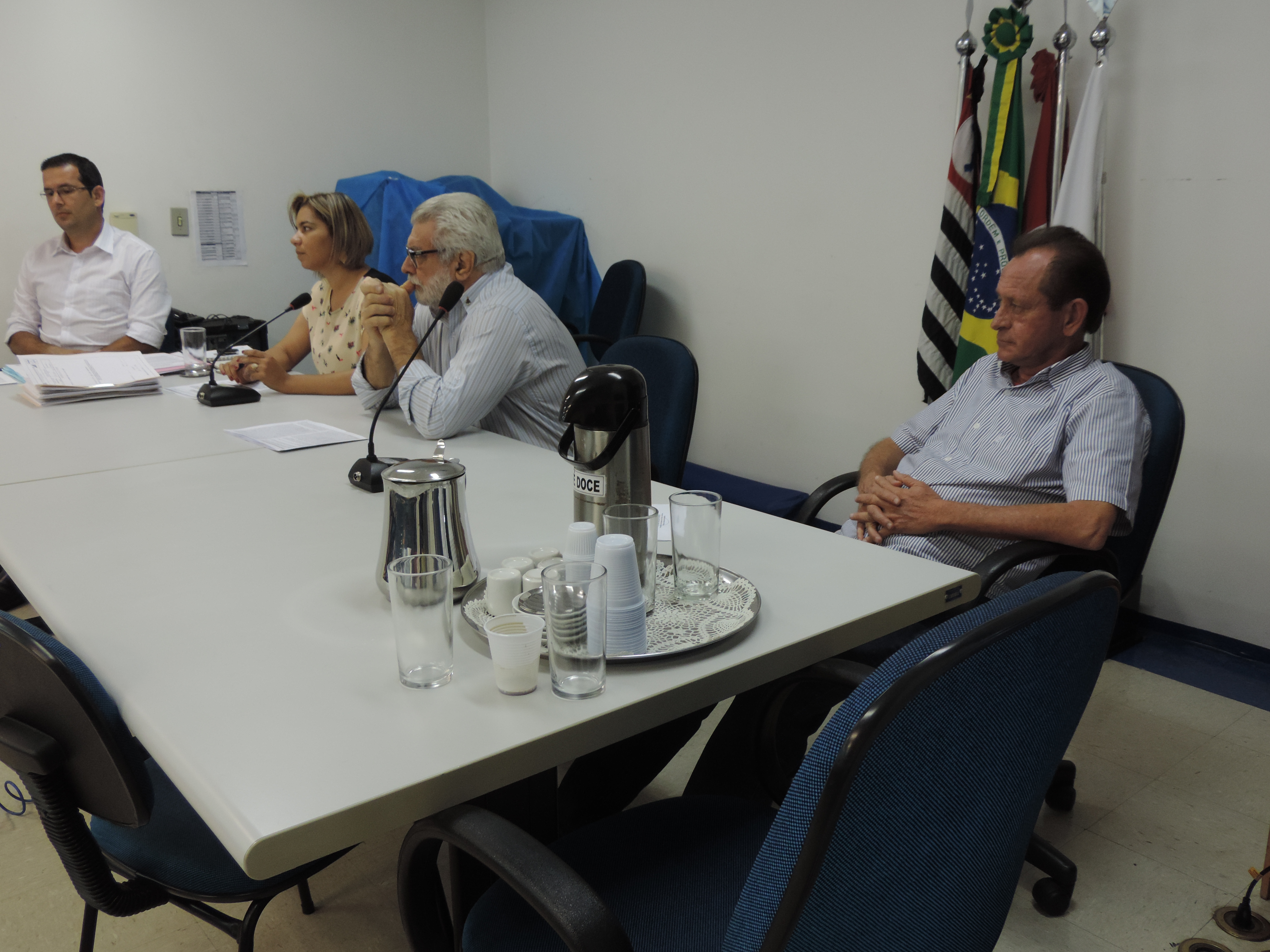 Cinco propostas estavam em discussão pela Comissão