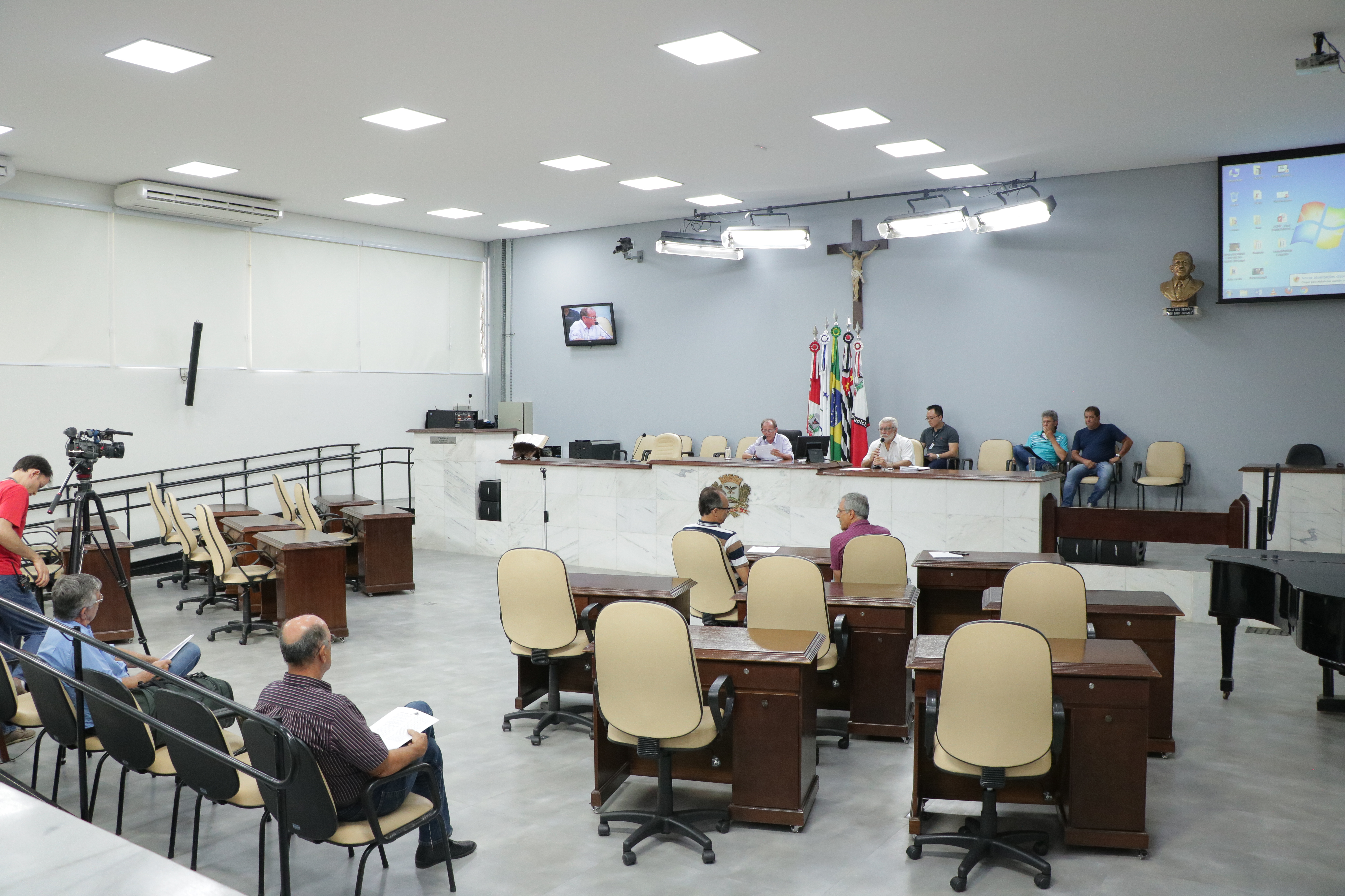 Comissão de Obras realiza Audiências no Plenário