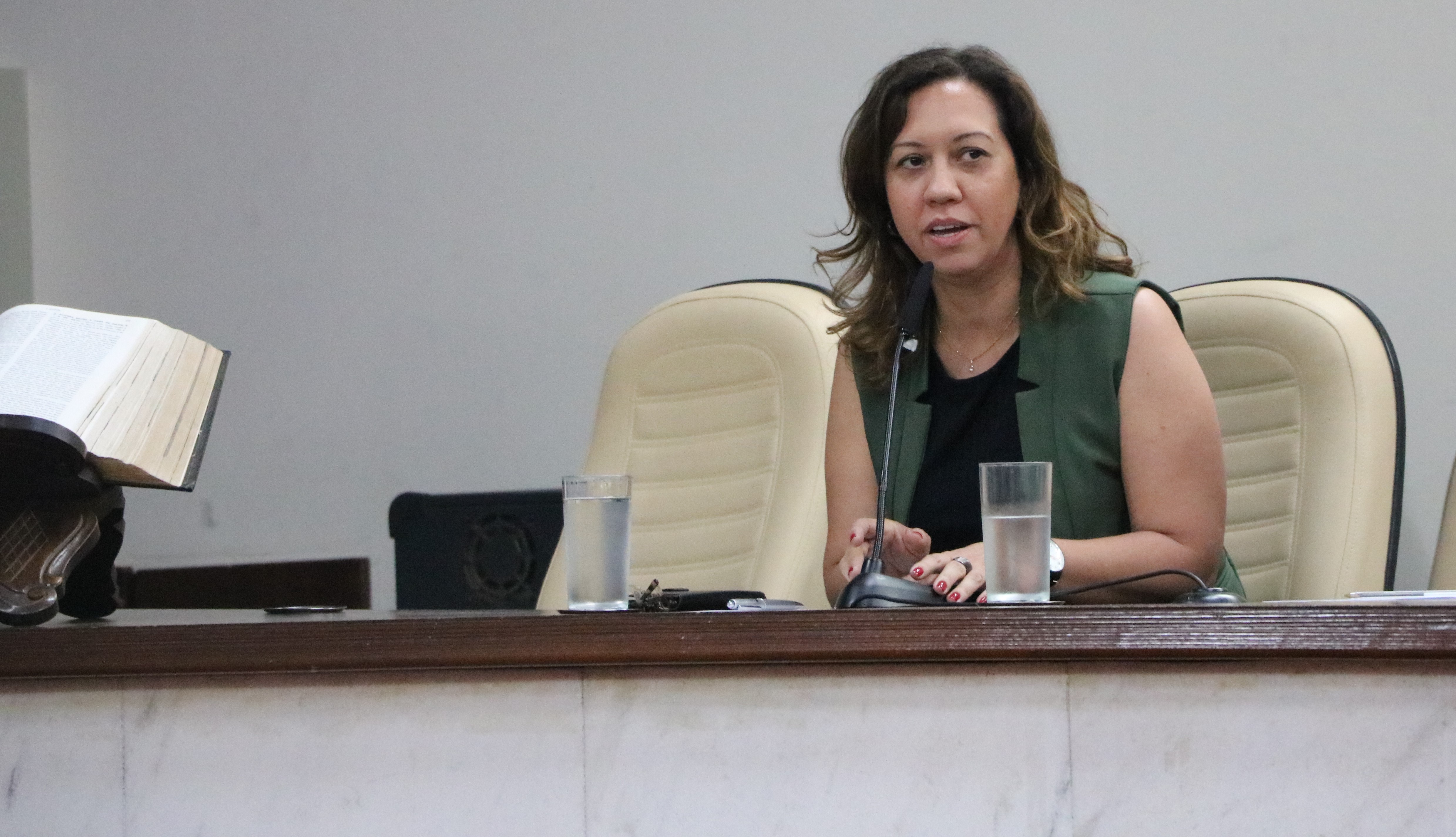 Fabiana Zanquetta falará sobre volta às aulas na rede municipal