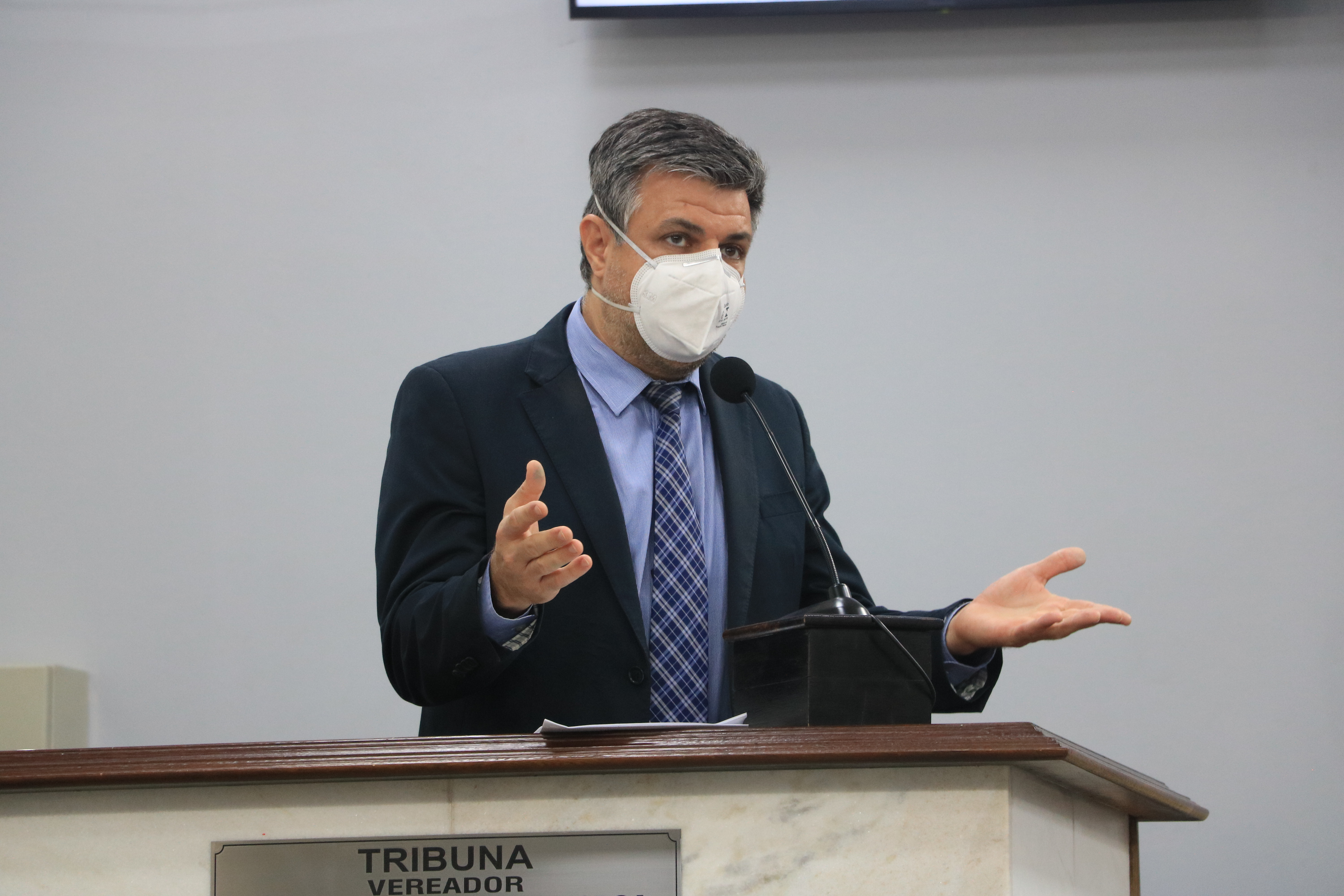 Rillo apresentou emenda para diminuir prazo de contrato do ônibus para dois anos
