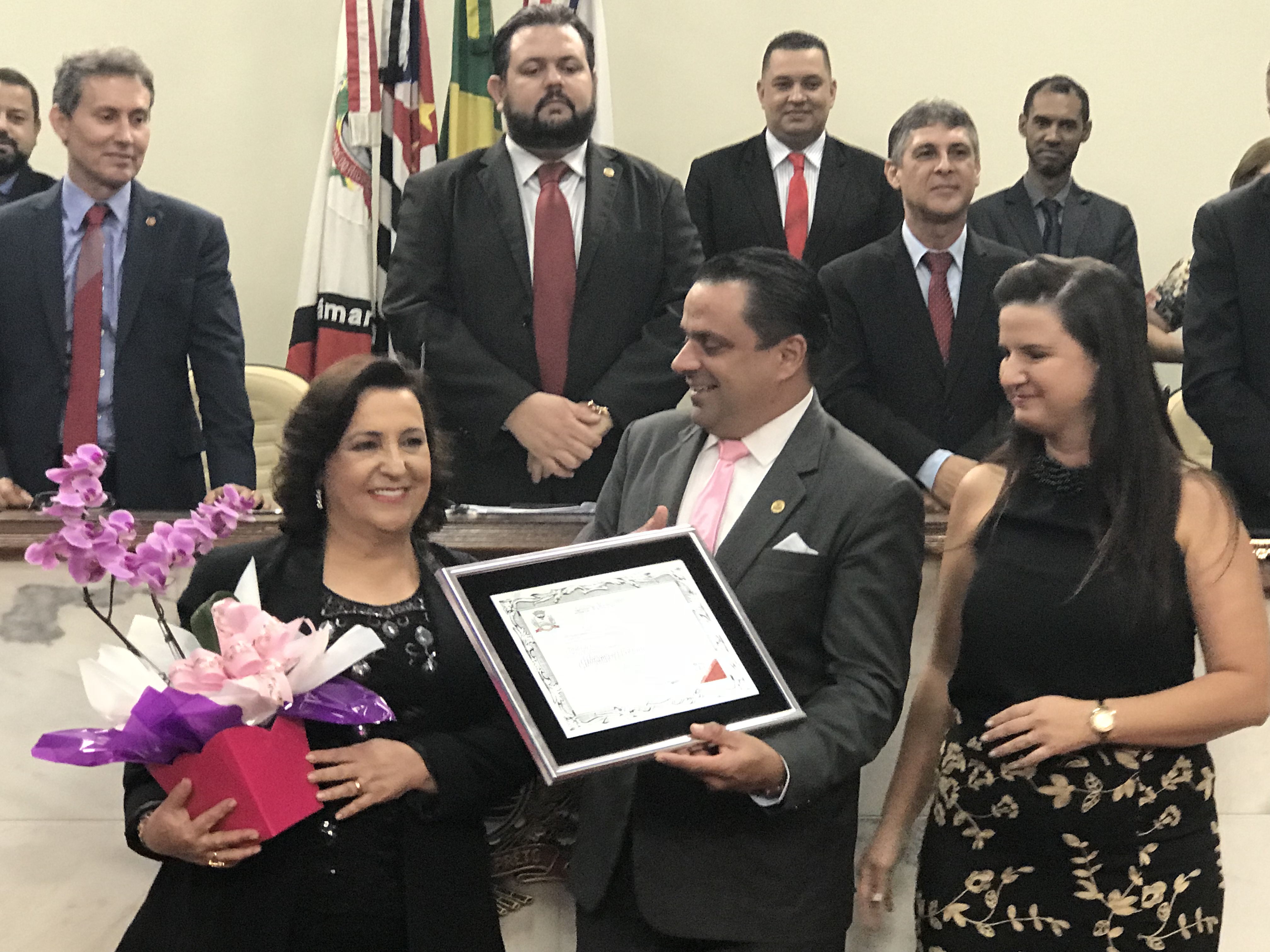 Pastora Glória recebe homenagem